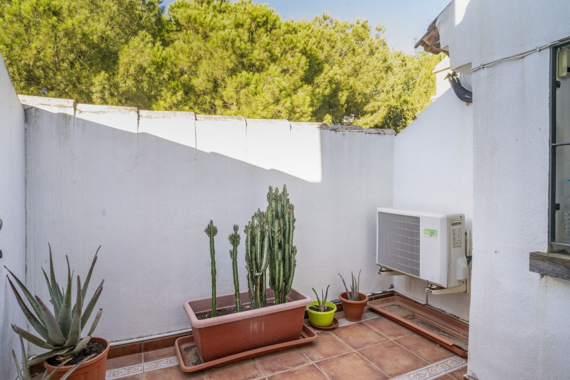 Resale - House - Semi-Detached House - Estepona - Estepona Centro