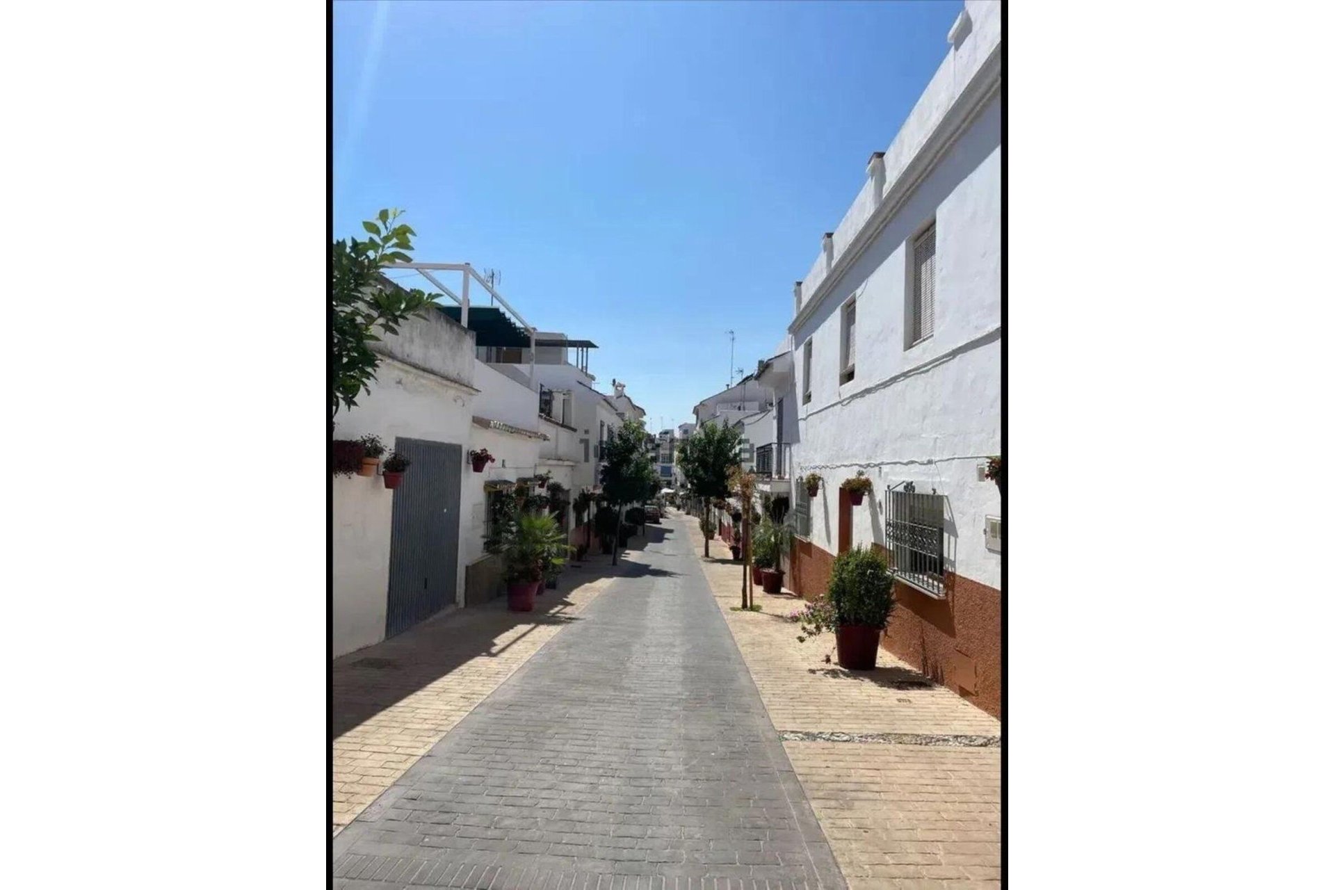 Resale - House - Semi-Detached House - Estepona - Estepona Centro