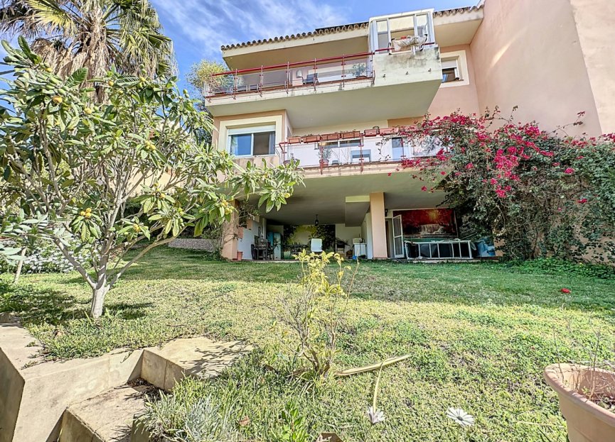 Resale - House - Semi-Detached House - Estepona - Estepona Centro