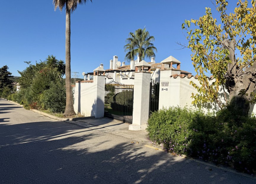 Resale - House - Semi-Detached House - Estepona - Estepona Centro