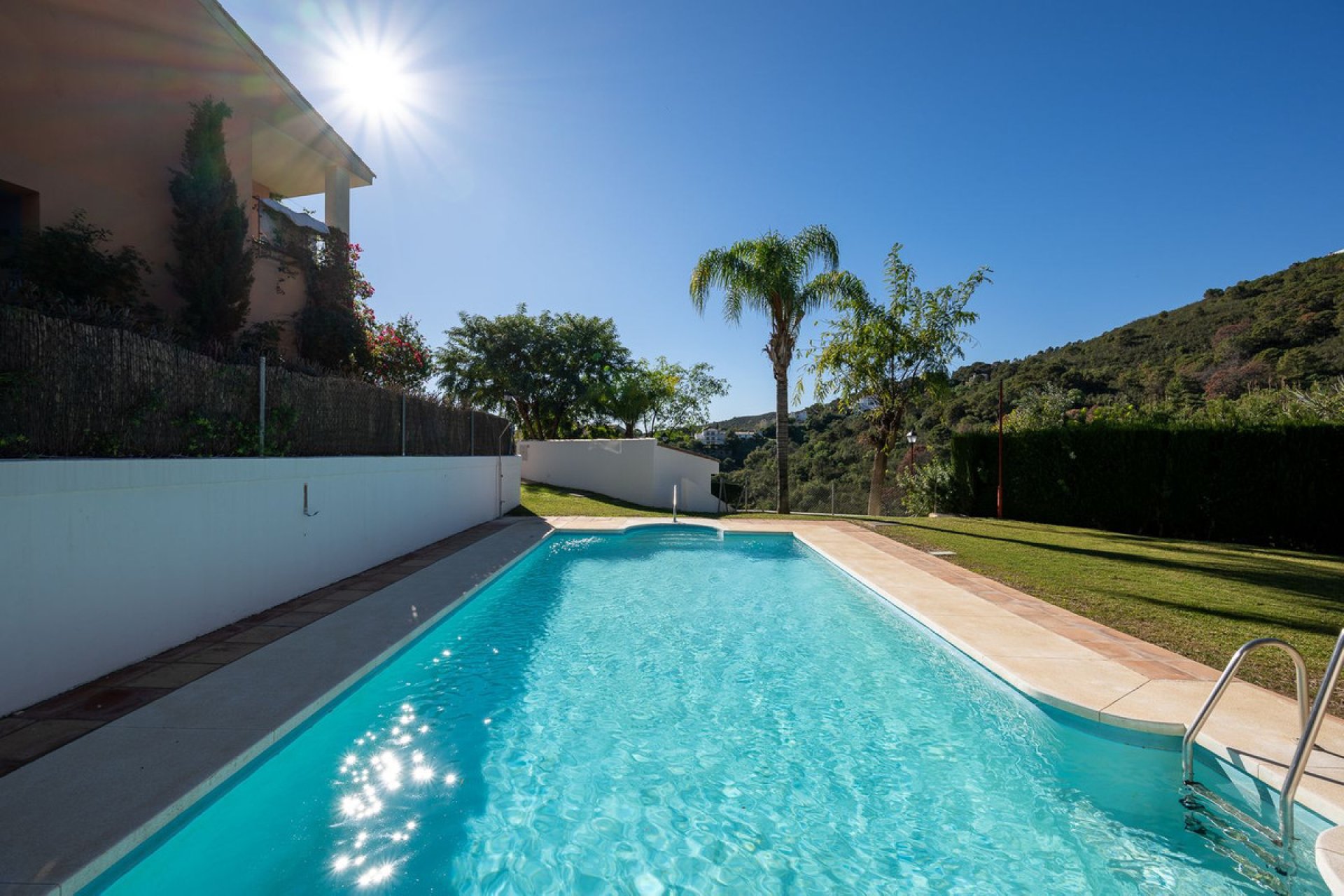 Resale - House - Semi-Detached House - Estepona - Estepona Centro