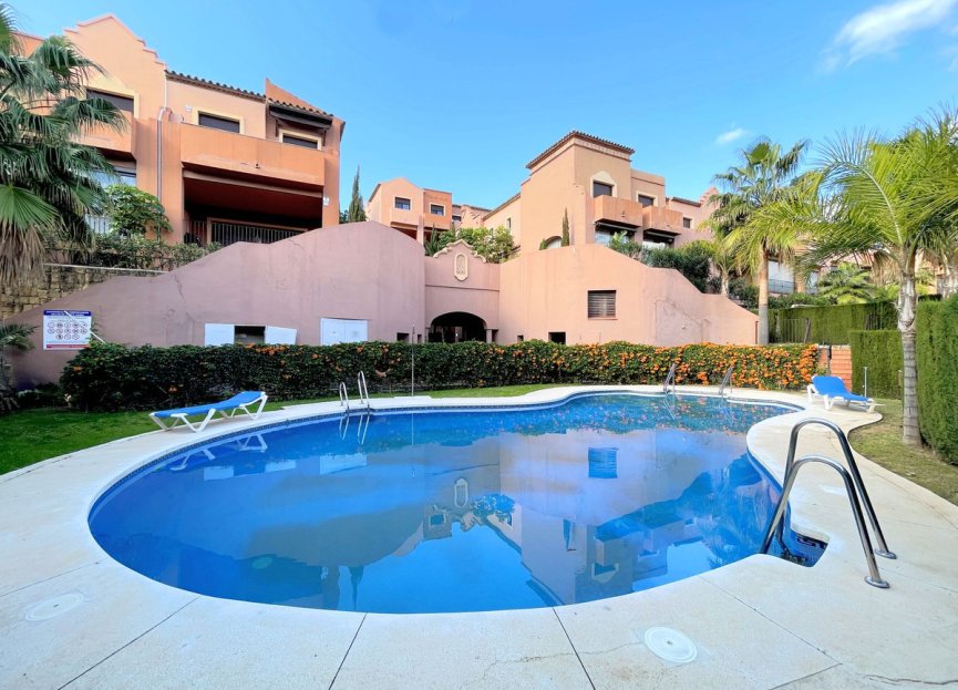 Resale - House - Semi-Detached House - Estepona - Estepona Centro