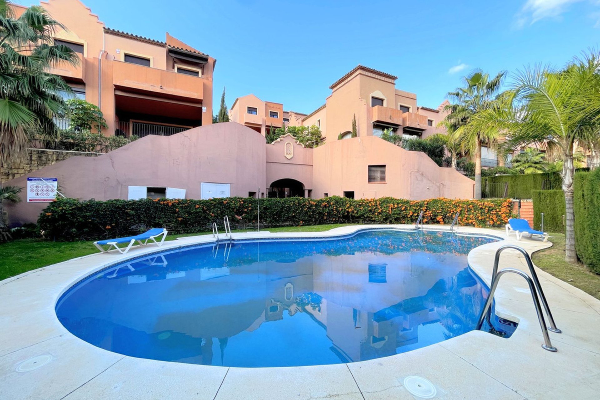 Resale - House - Semi-Detached House - Estepona - Estepona Centro