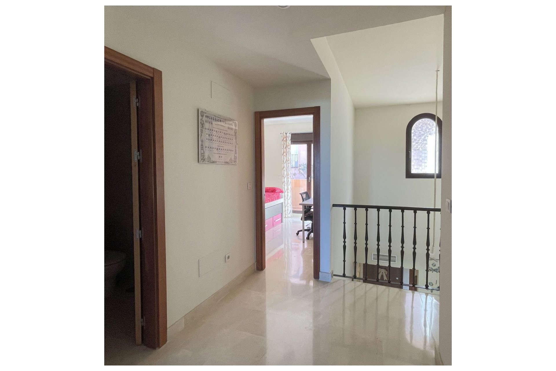 Resale - House - Semi-Detached House - Estepona - Estepona Centro