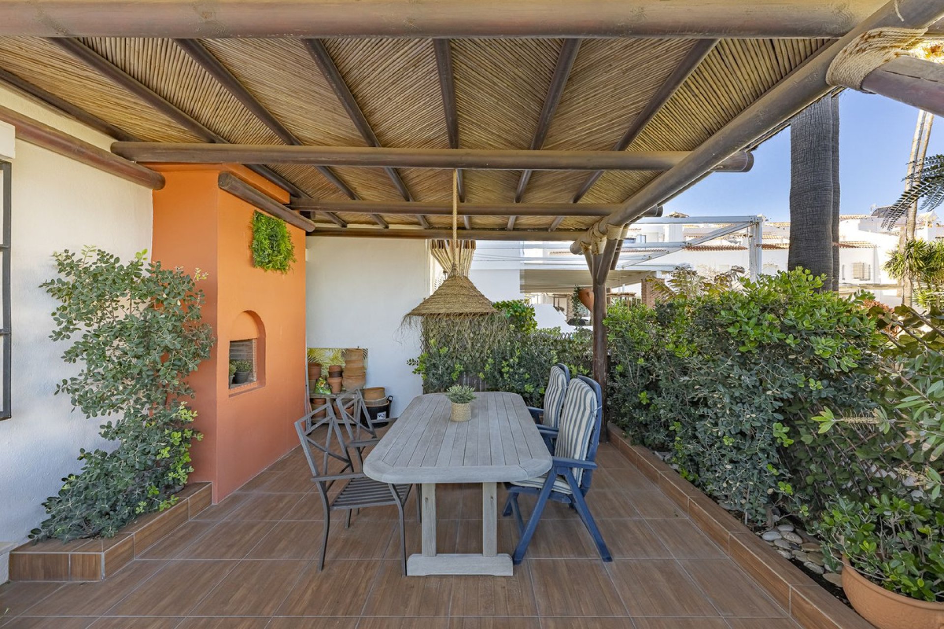 Resale - House - Semi-Detached House - Estepona - Estepona Centro