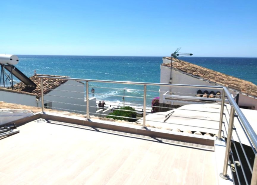 Resale - House - Semi-Detached House - Estepona - Estepona Centro