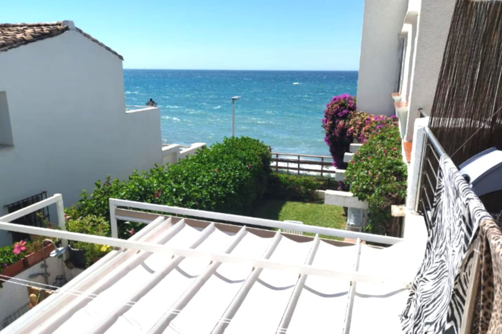 Resale - House - Semi-Detached House - Estepona - Estepona Centro