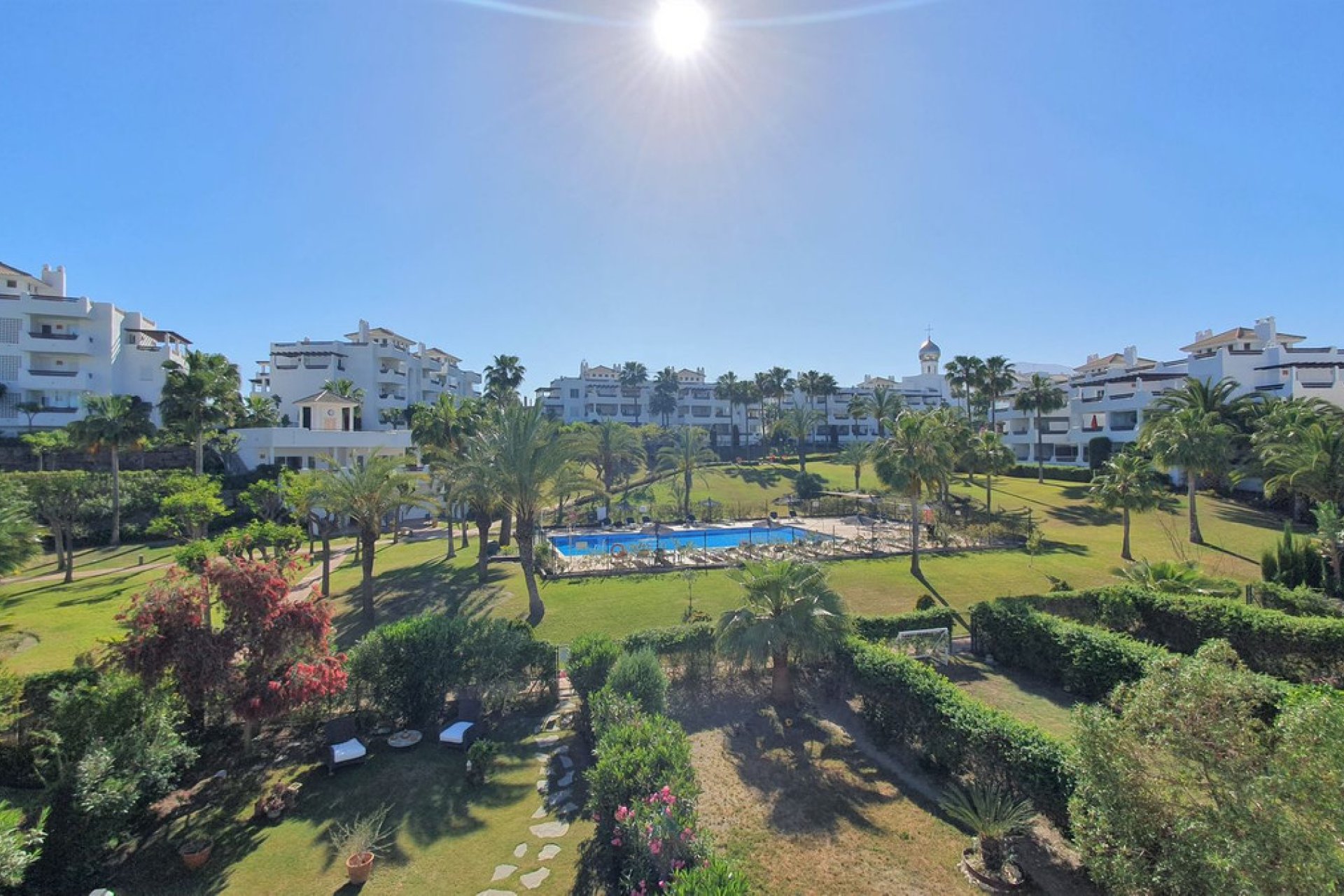 Resale - House - Semi-Detached House - Estepona - Selwo