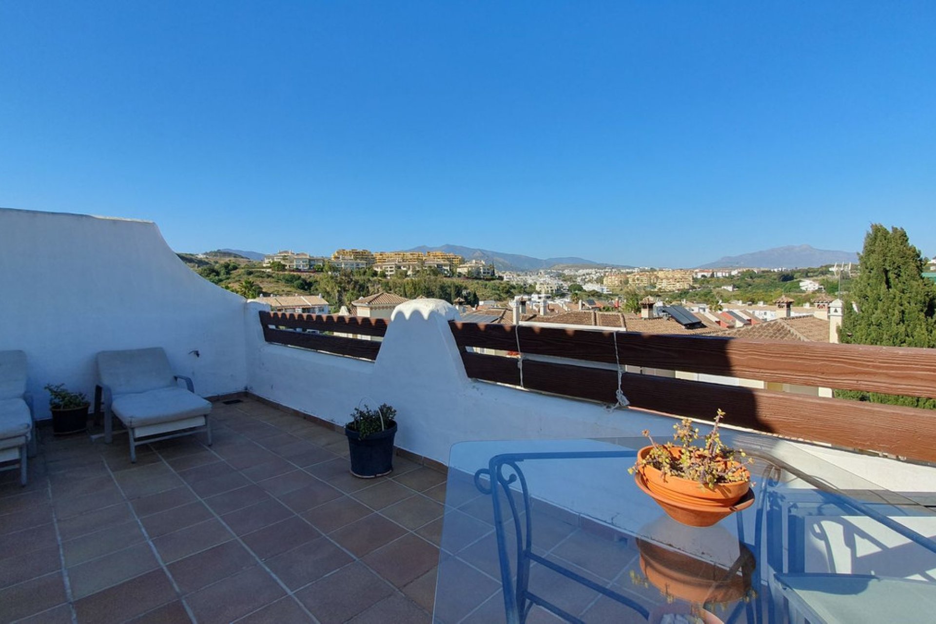 Resale - House - Semi-Detached House - Estepona - Selwo