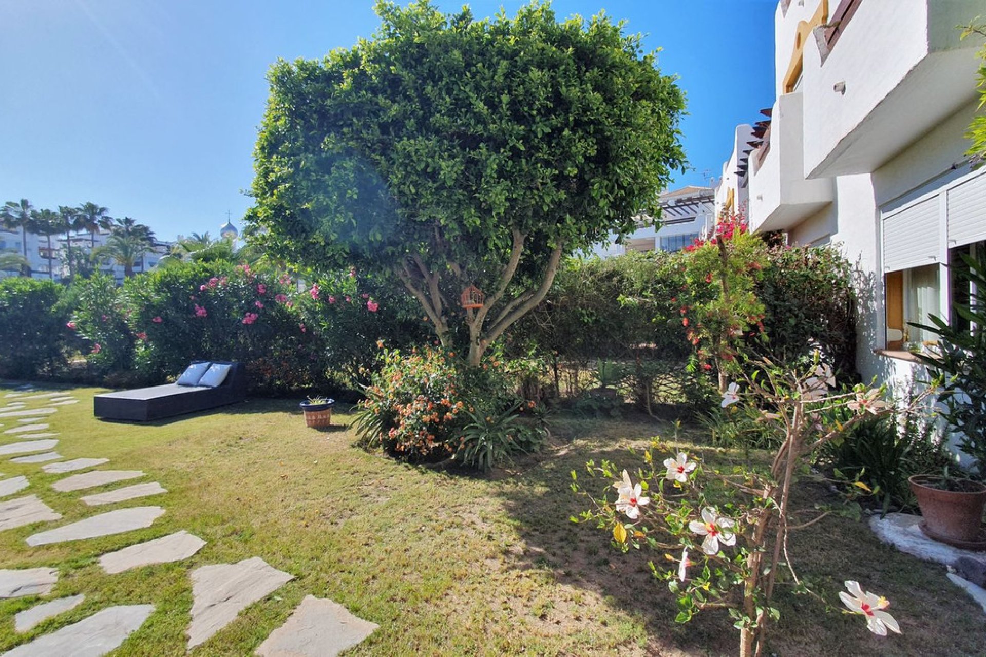 Resale - House - Semi-Detached House - Estepona - Selwo