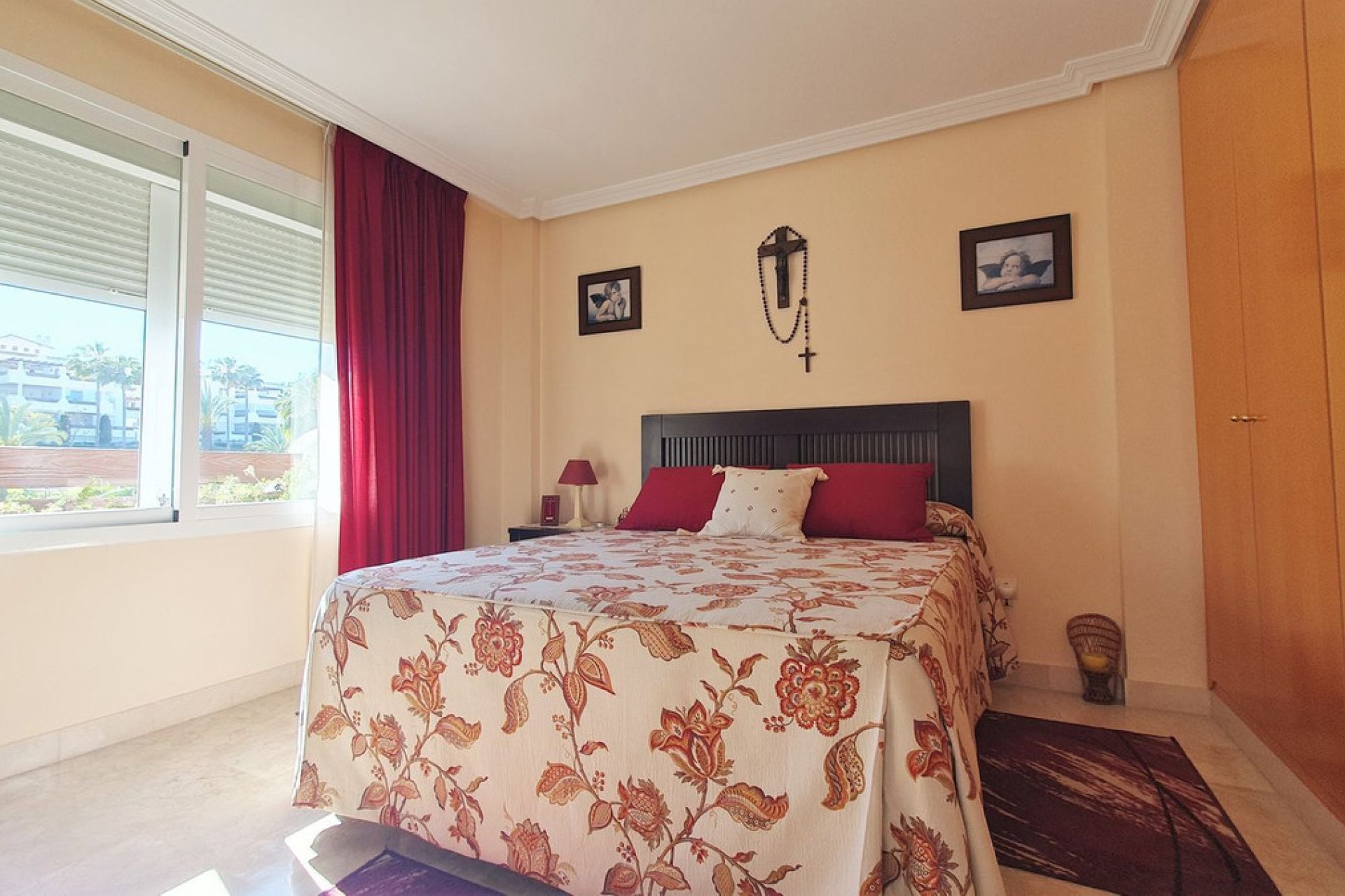 Resale - House - Semi-Detached House - Estepona - Selwo