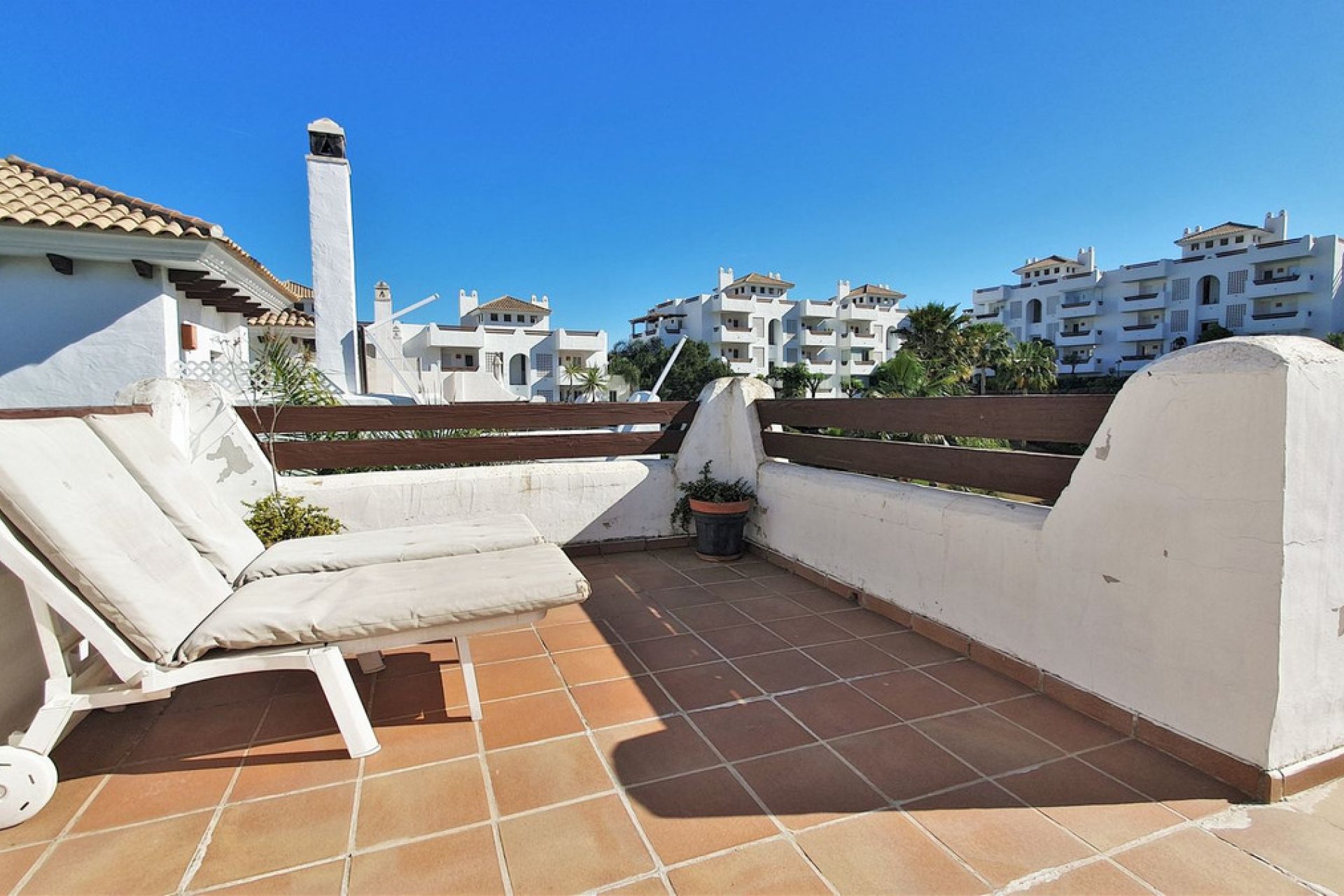 Resale - House - Semi-Detached House - Estepona - Selwo