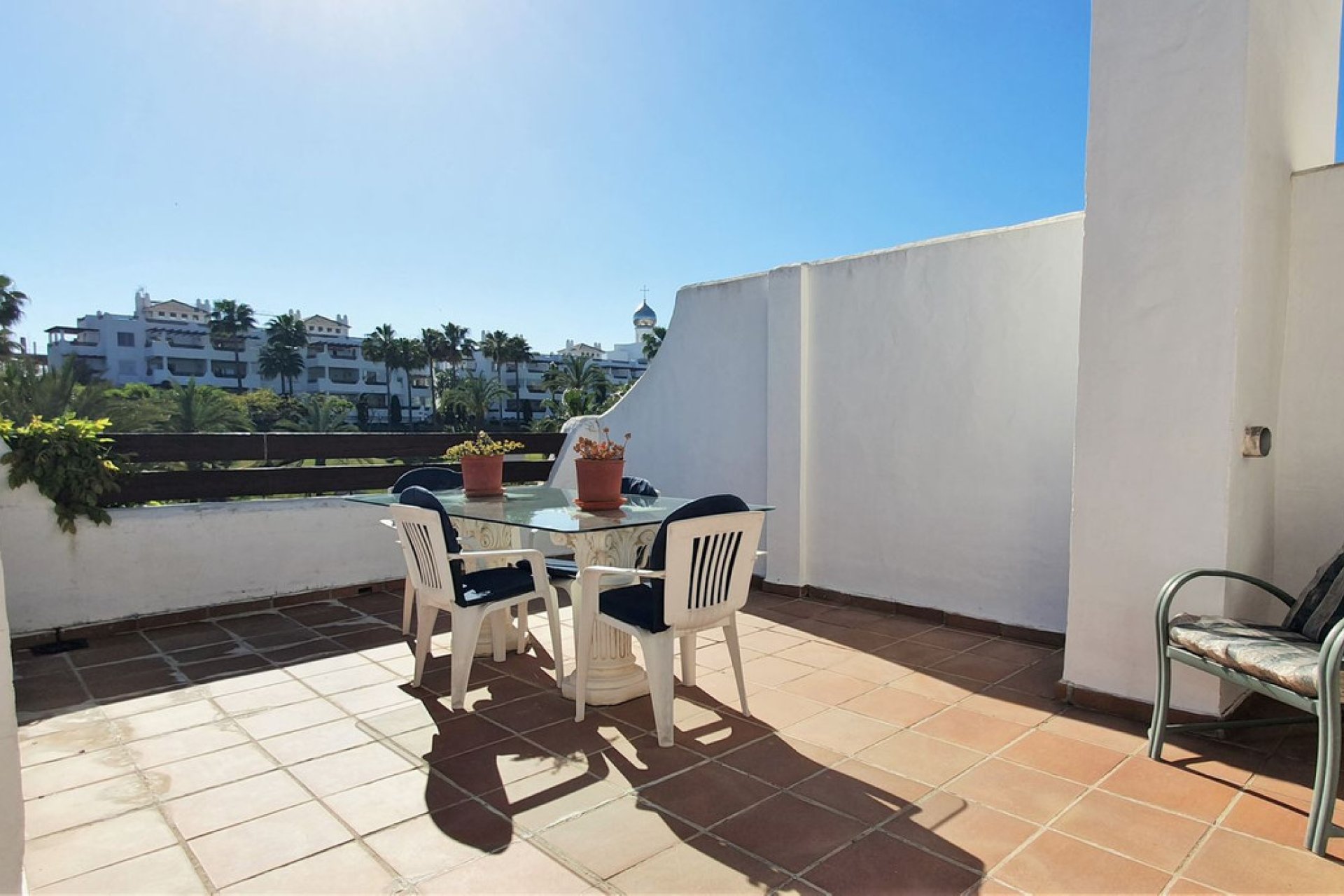 Resale - House - Semi-Detached House - Estepona - Selwo