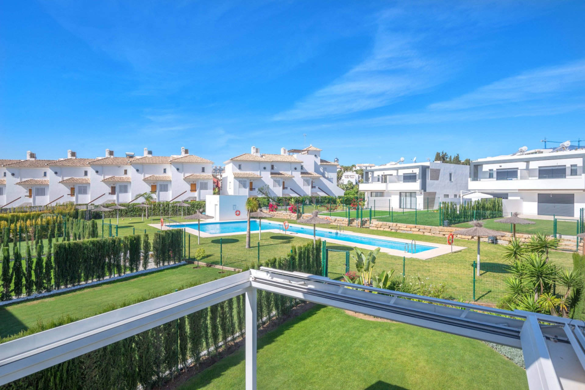 Resale - House - Semi-Detached House - Estepona - Selwo