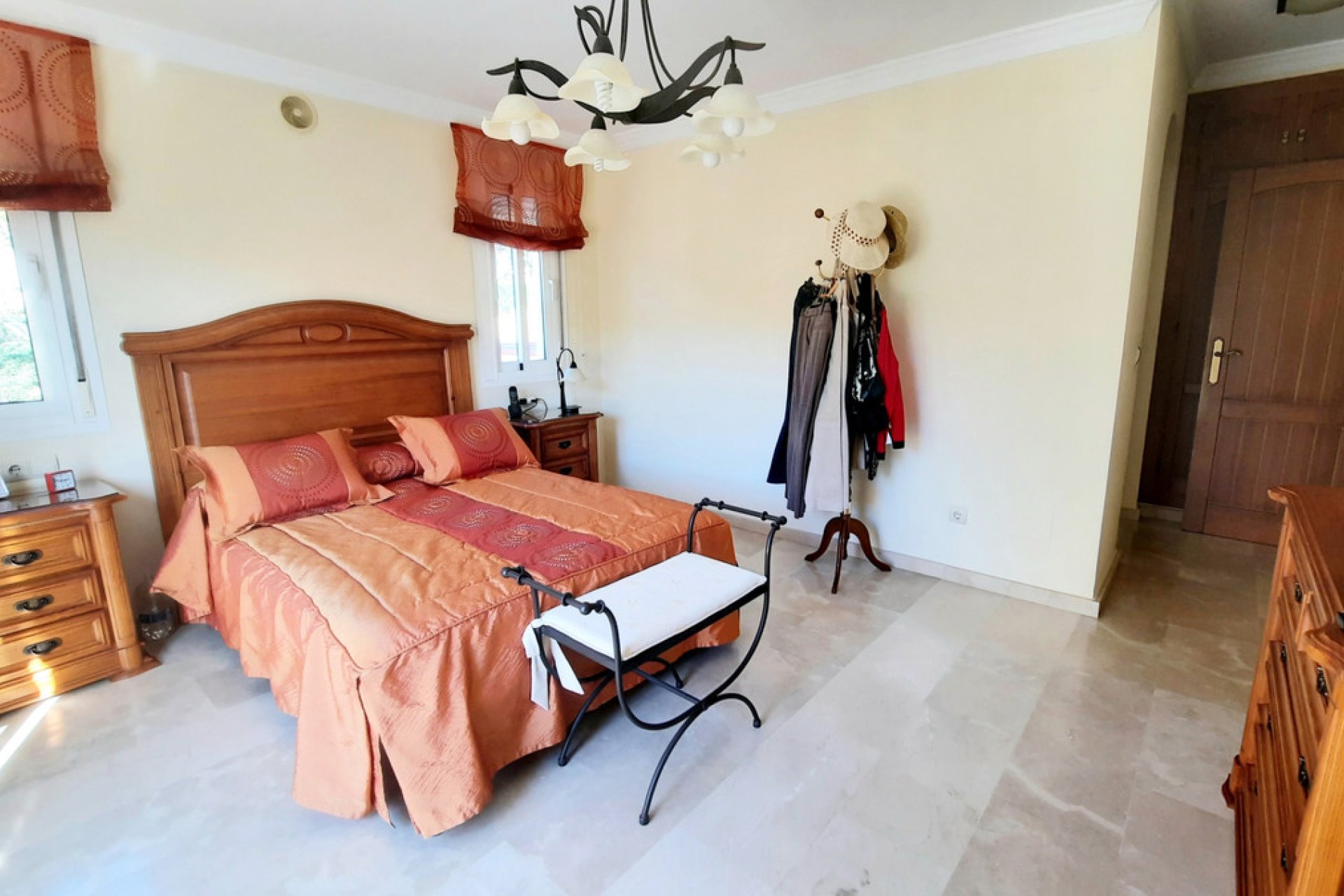 Resale - House - Semi-Detached House - Fuengirola - Los Pacos