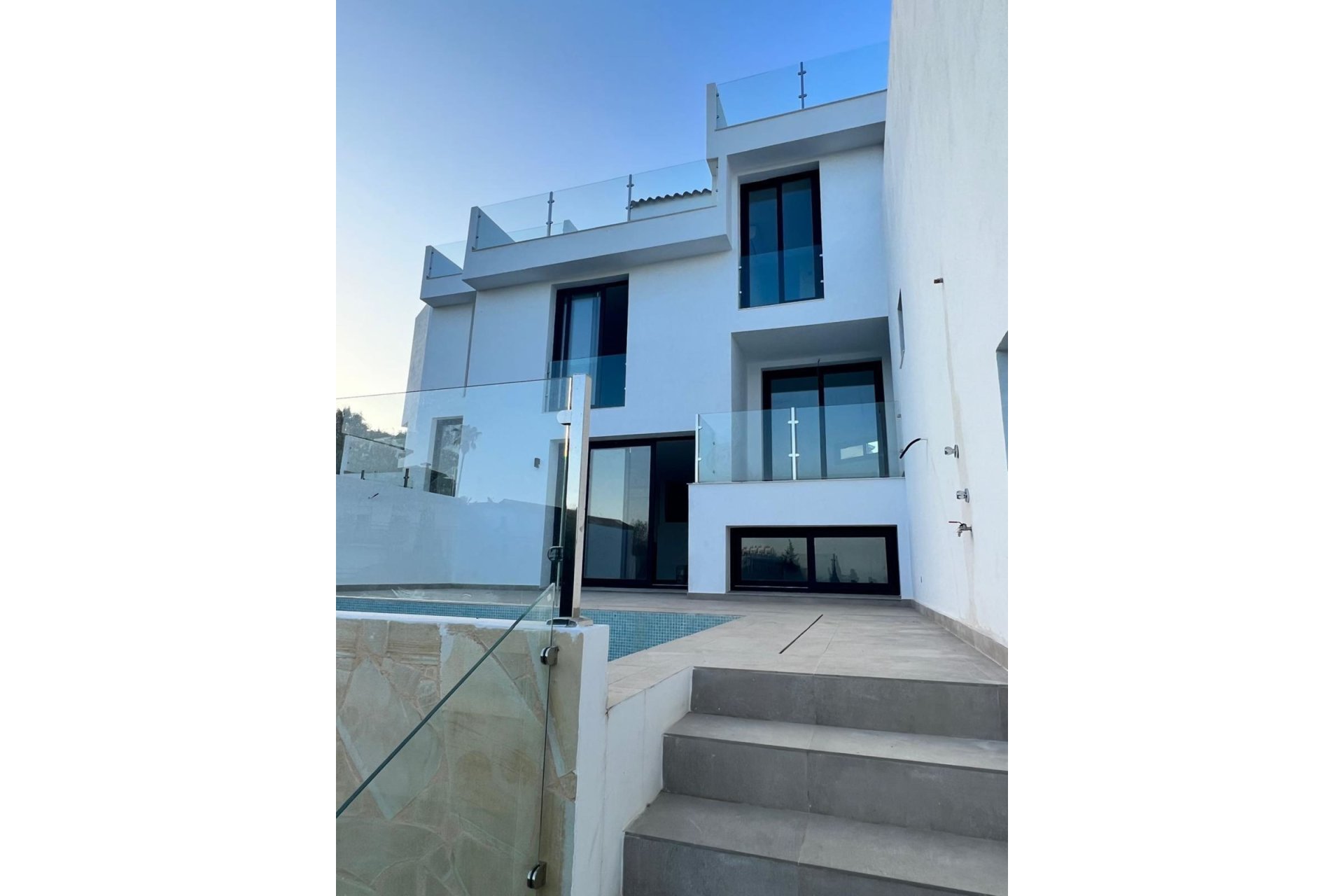 Resale - House - Semi-Detached House - Fuengirola - Torreblanca