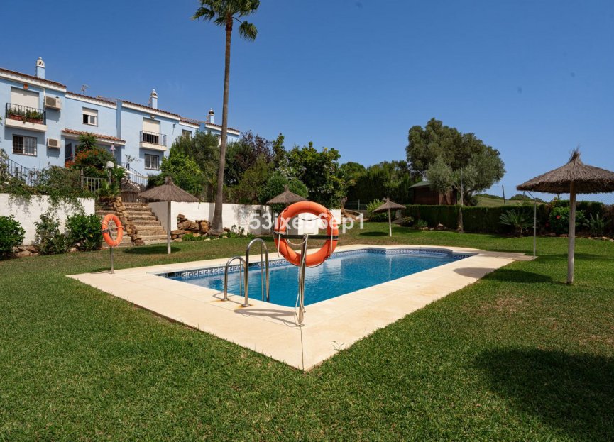 Resale - House - Semi-Detached House - Manilva - La Duquesa