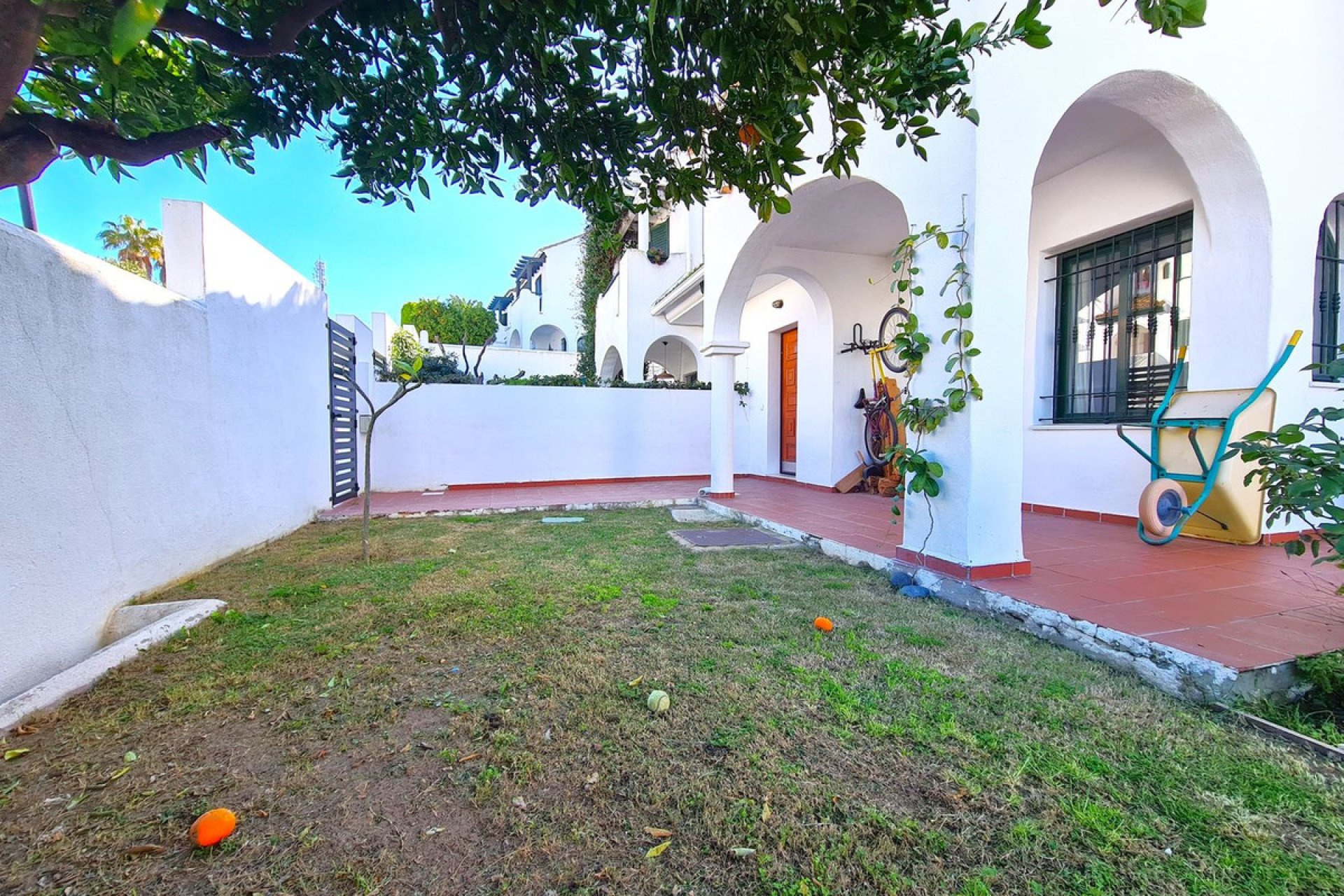 Resale - House - Semi-Detached House - Manilva - La Duquesa