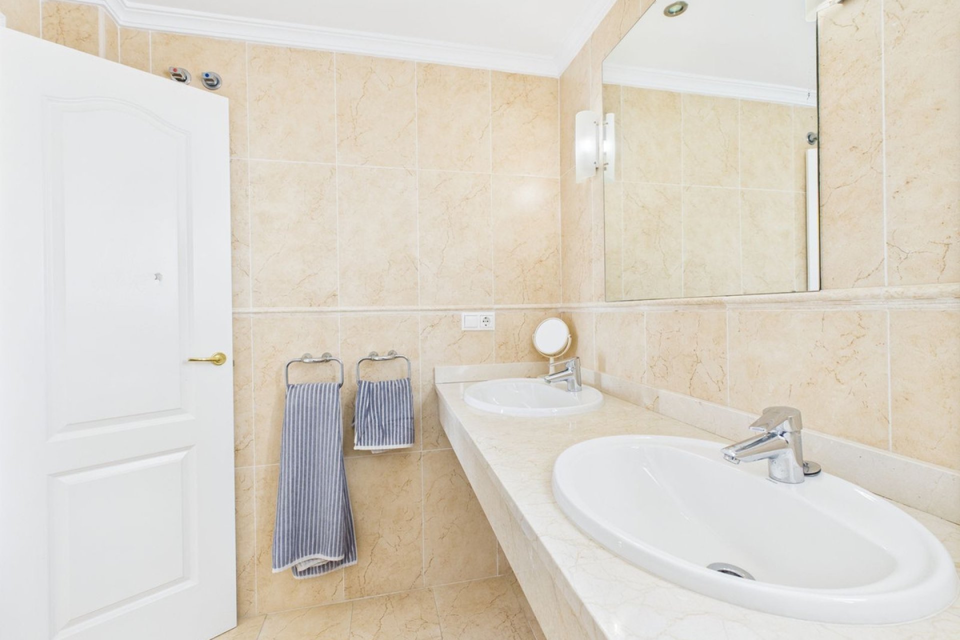 Resale - House - Semi-Detached House - Manilva - Manilva Centro