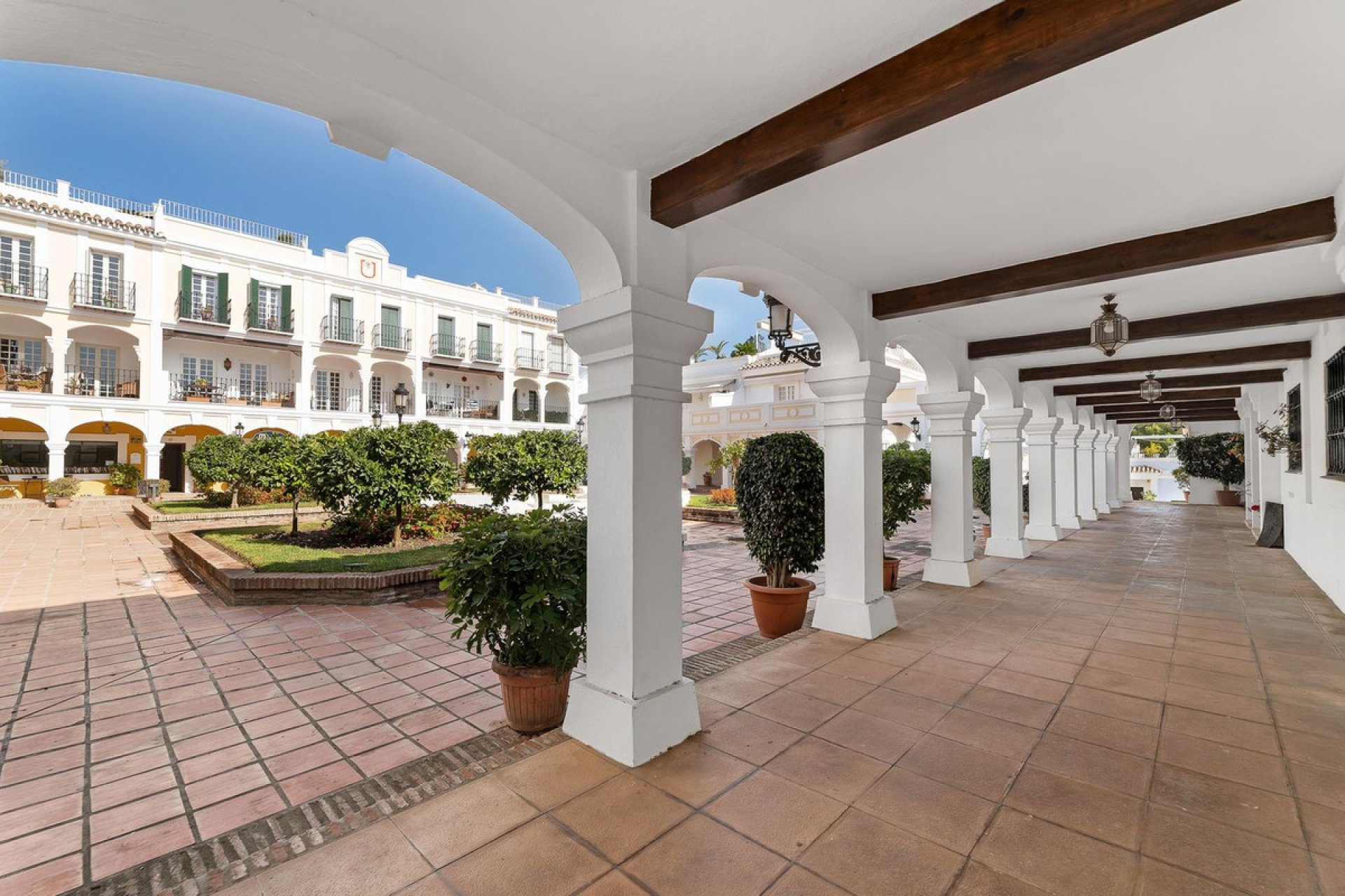 Resale - House - Semi-Detached House - Marbella - Aloha