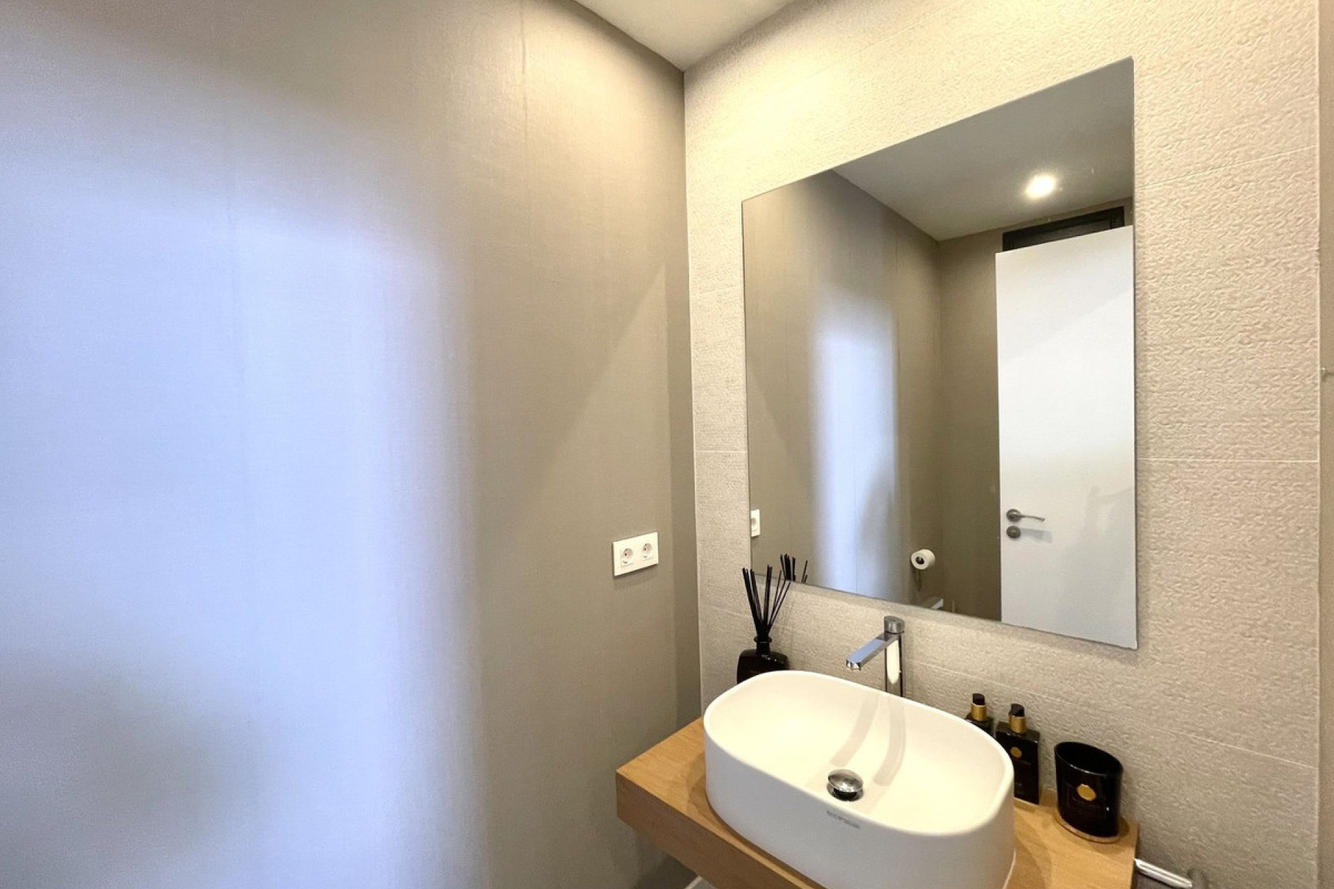 Resale - House - Semi-Detached House - Marbella - Cabopino