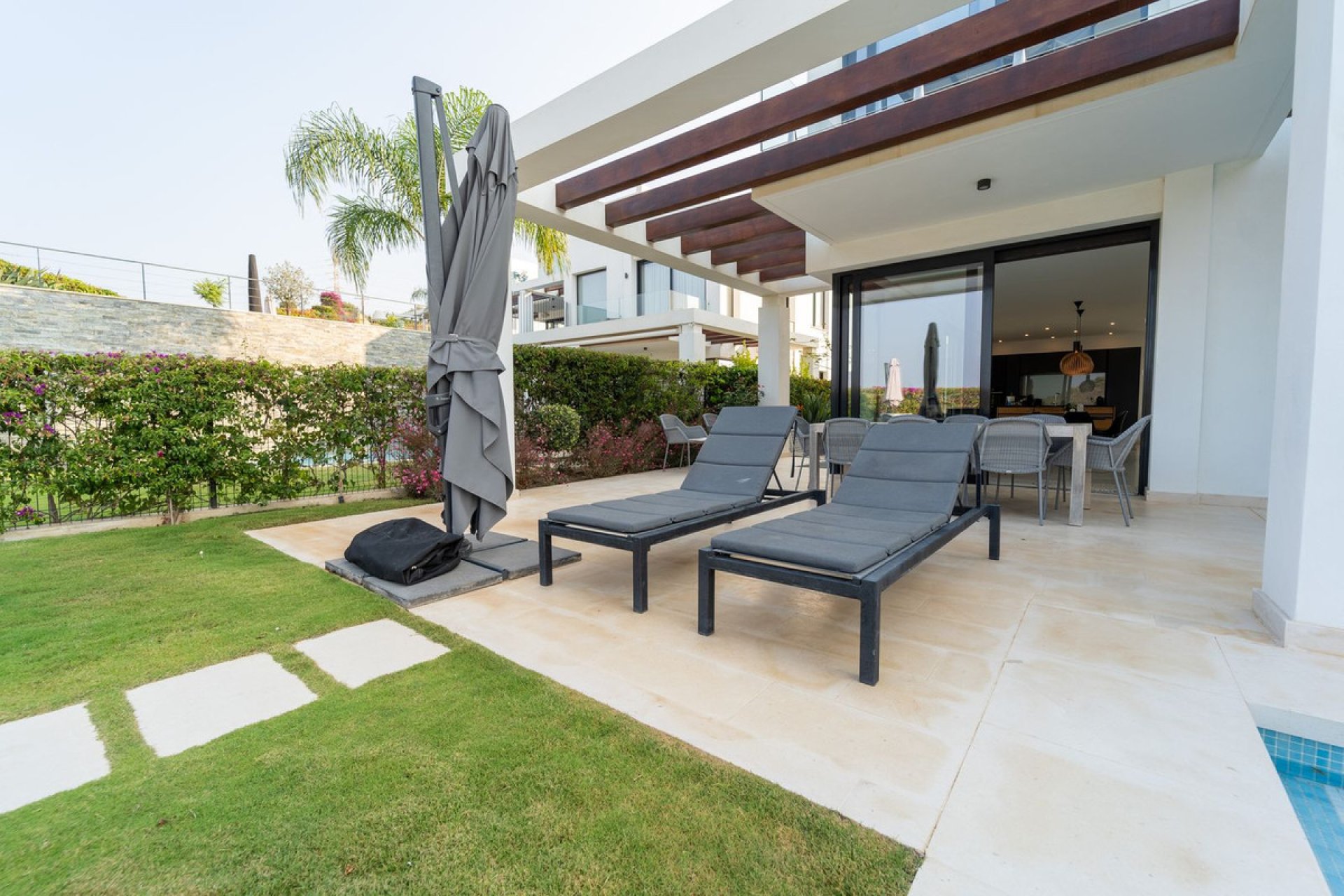 Resale - House - Semi-Detached House - Marbella - Cabopino