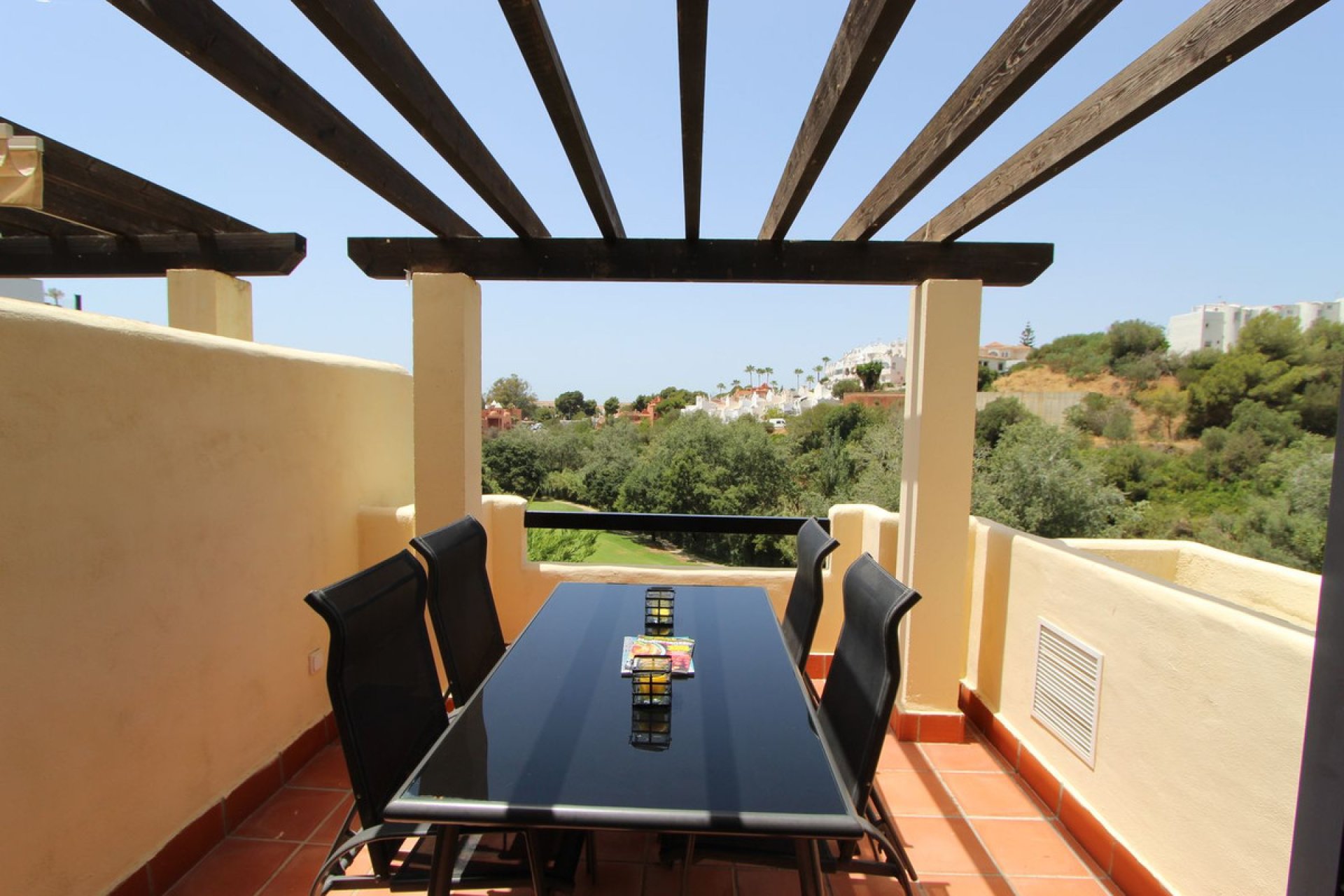 Resale - House - Semi-Detached House - Marbella - Cabopino