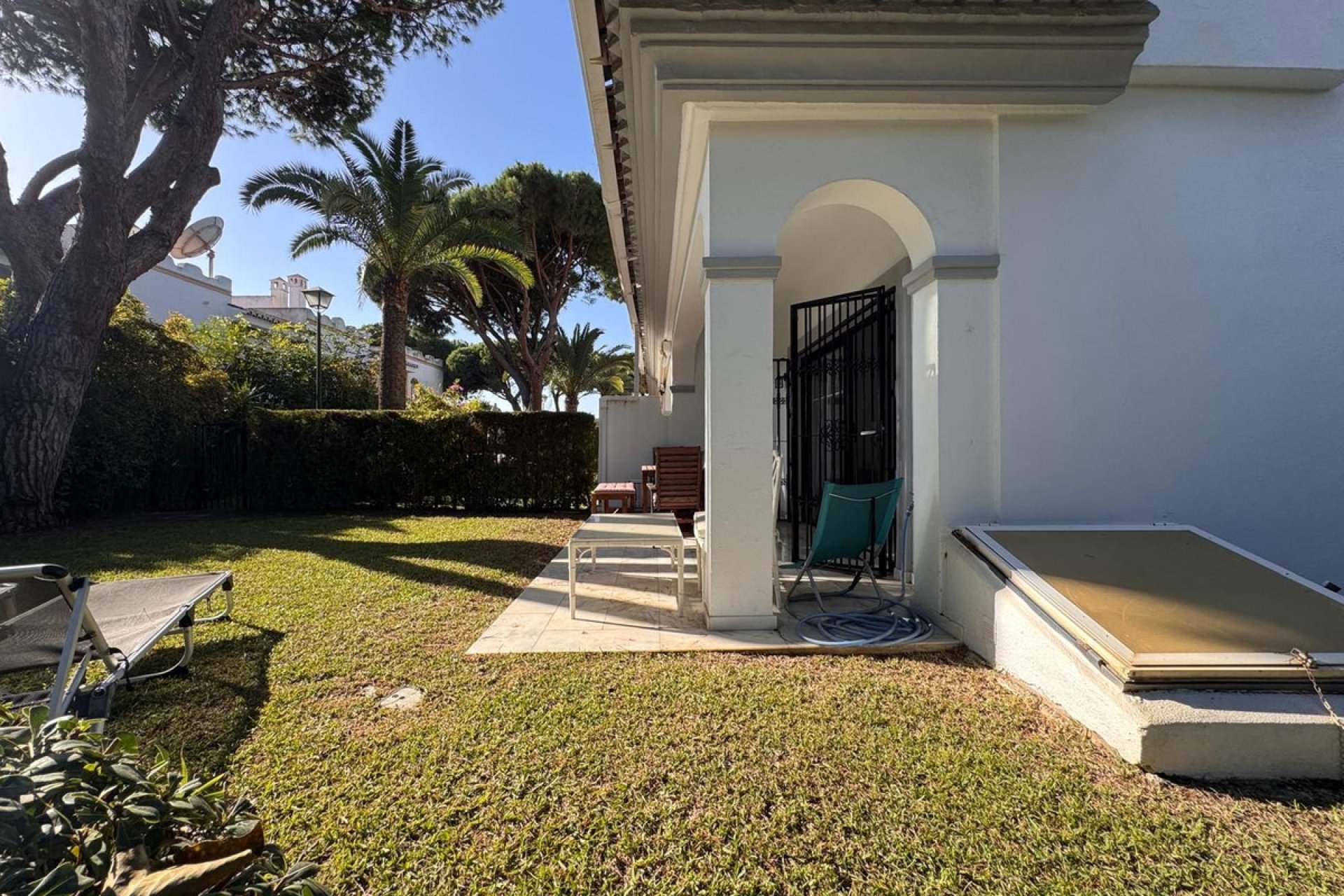 Resale - House - Semi-Detached House - Marbella - Cabopino