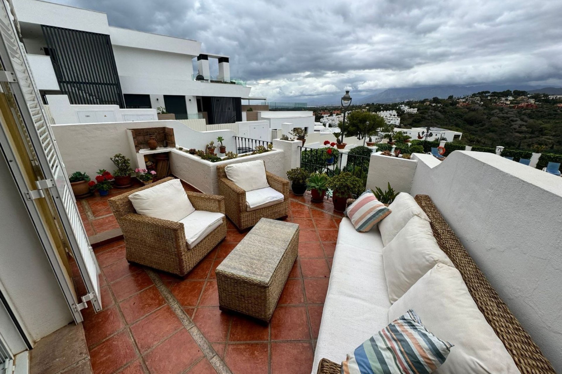 Resale - House - Semi-Detached House - Marbella - Cabopino