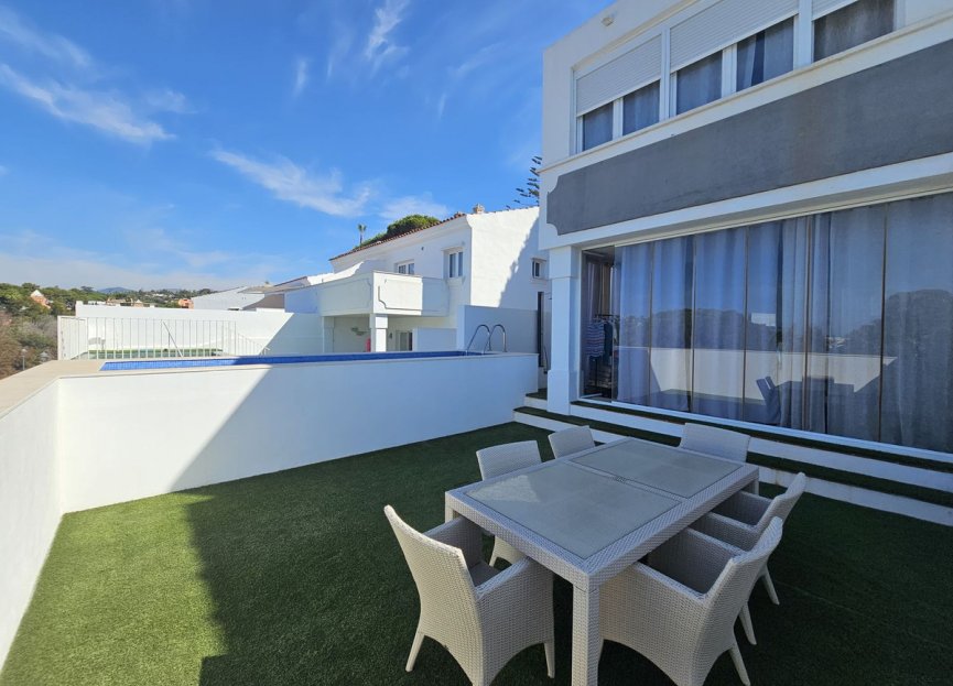 Resale - House - Semi-Detached House - Marbella - Cabopino