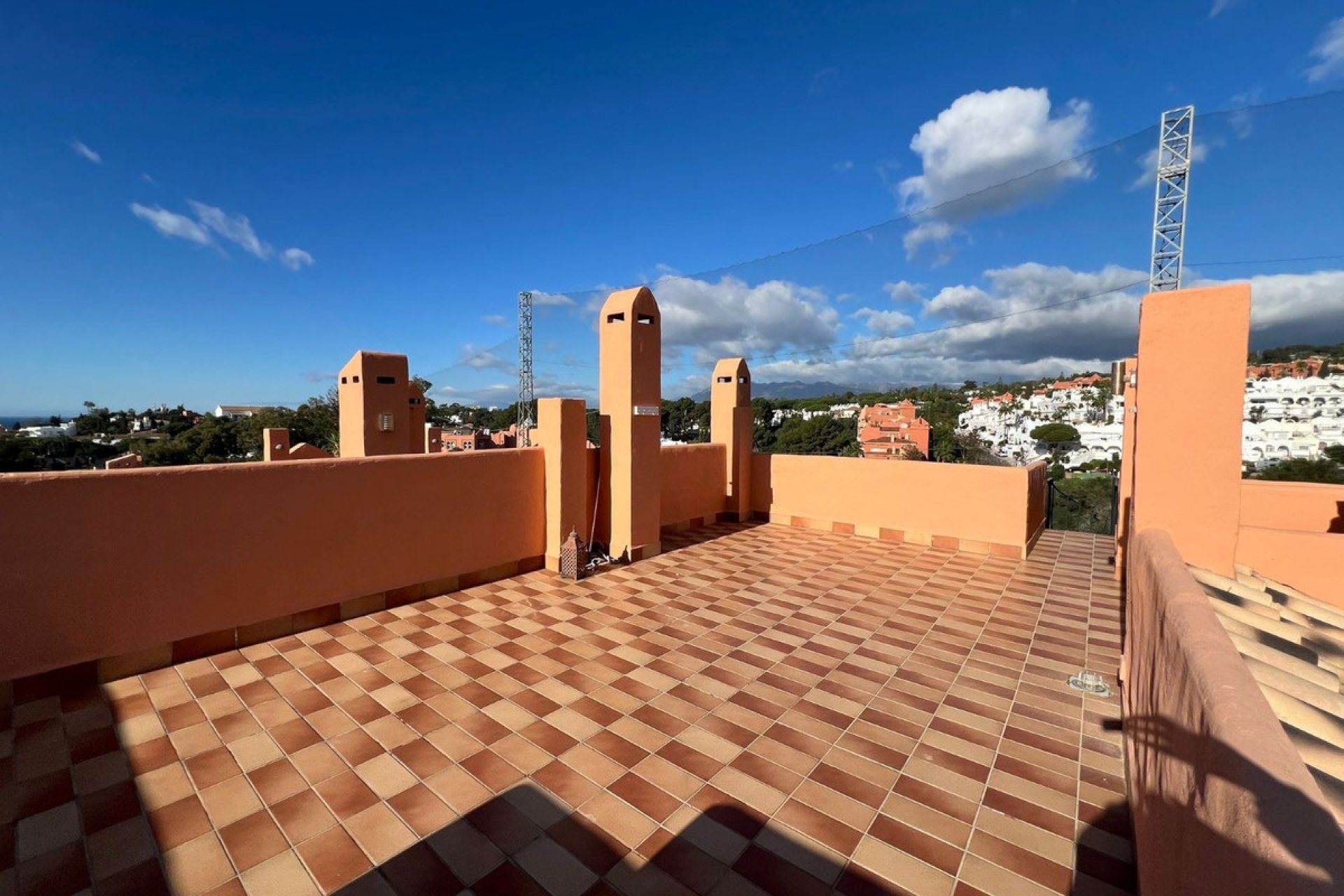 Resale - House - Semi-Detached House - Marbella - Cabopino