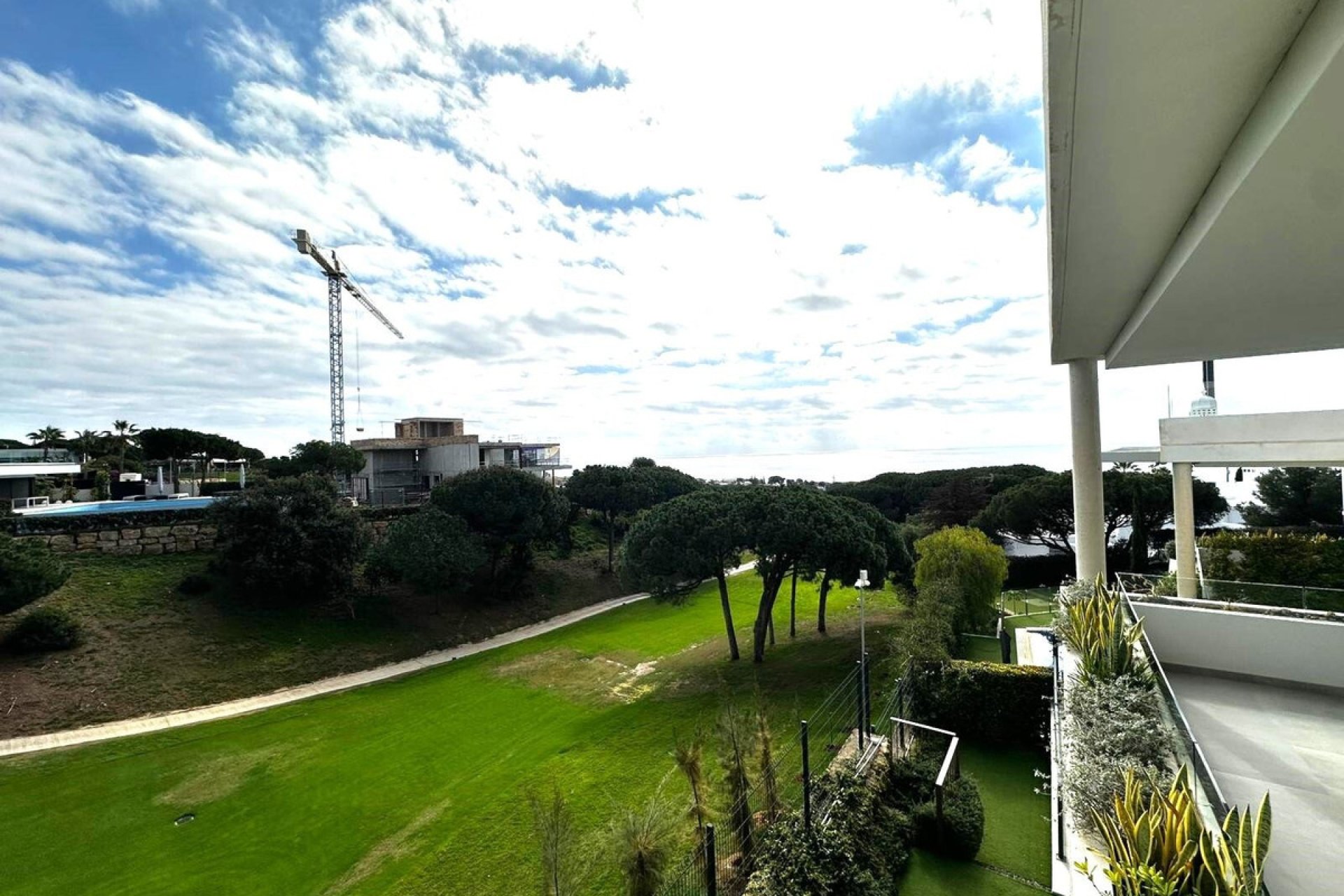 Resale - House - Semi-Detached House - Marbella - Cabopino