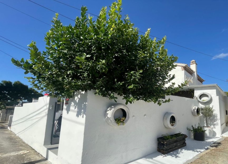 Resale - House - Semi-Detached House - Marbella - Costabella