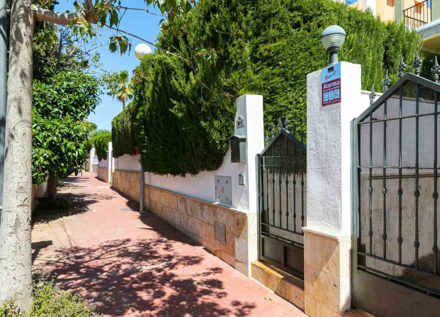 Resale - House - Semi-Detached House - Marbella - Costabella