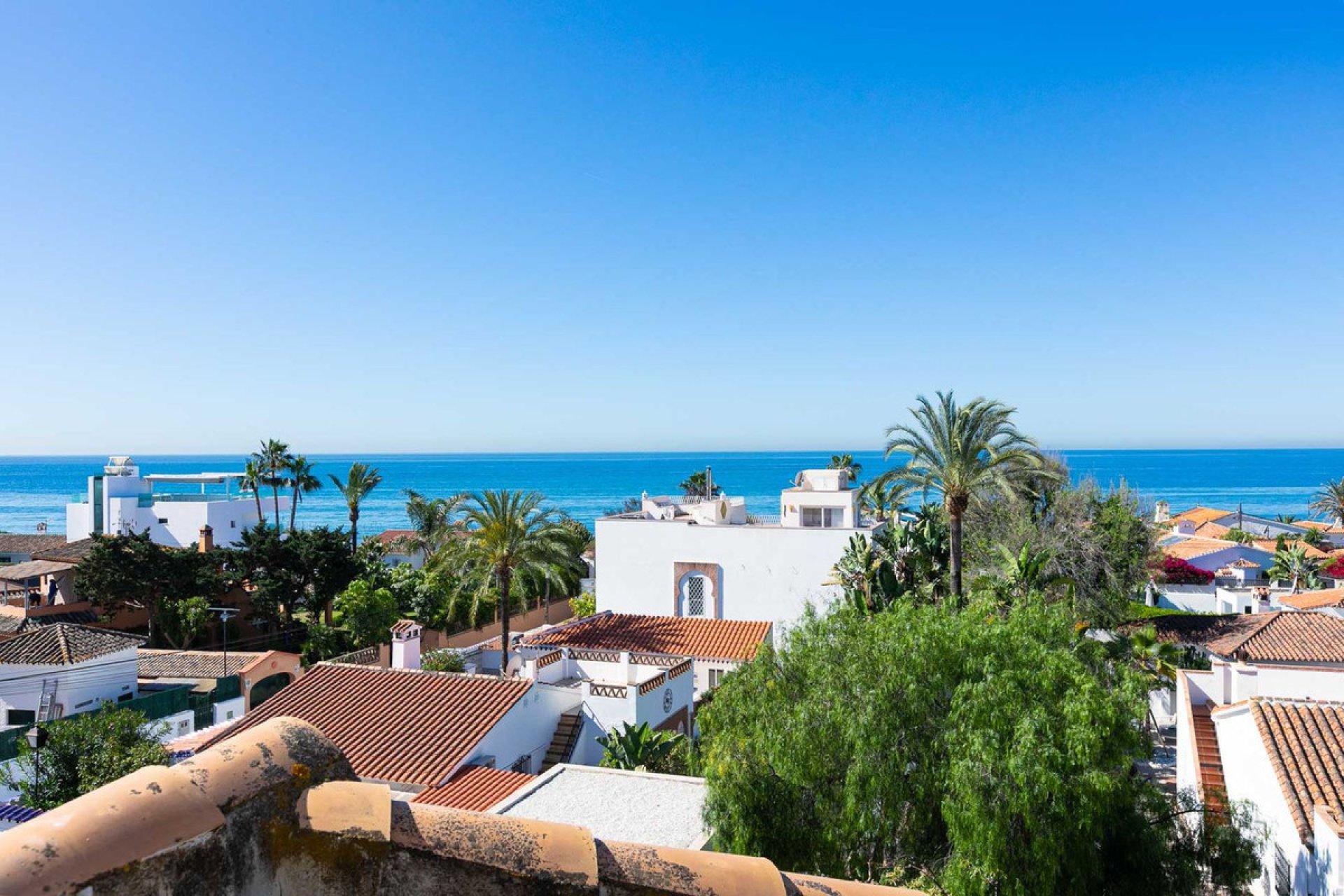 Resale - House - Semi-Detached House - Marbella - Costabella