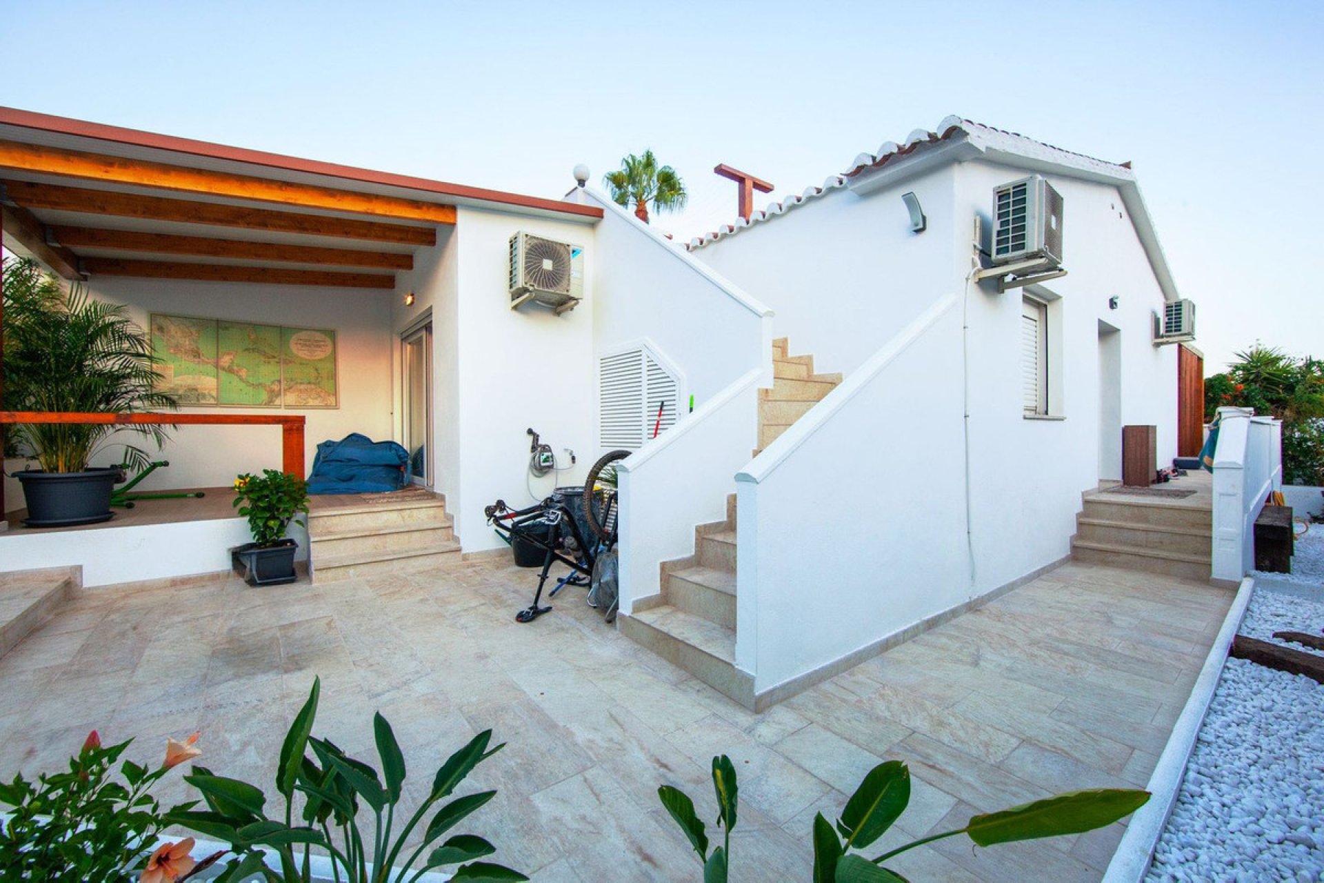 Resale - House - Semi-Detached House - Marbella - Costabella