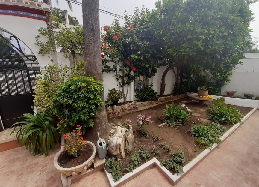 Resale - House - Semi-Detached House - Marbella - El Rosario