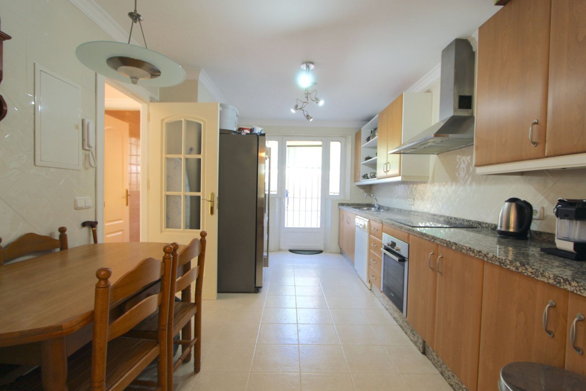 Resale - House - Semi-Detached House - Marbella - Elviria