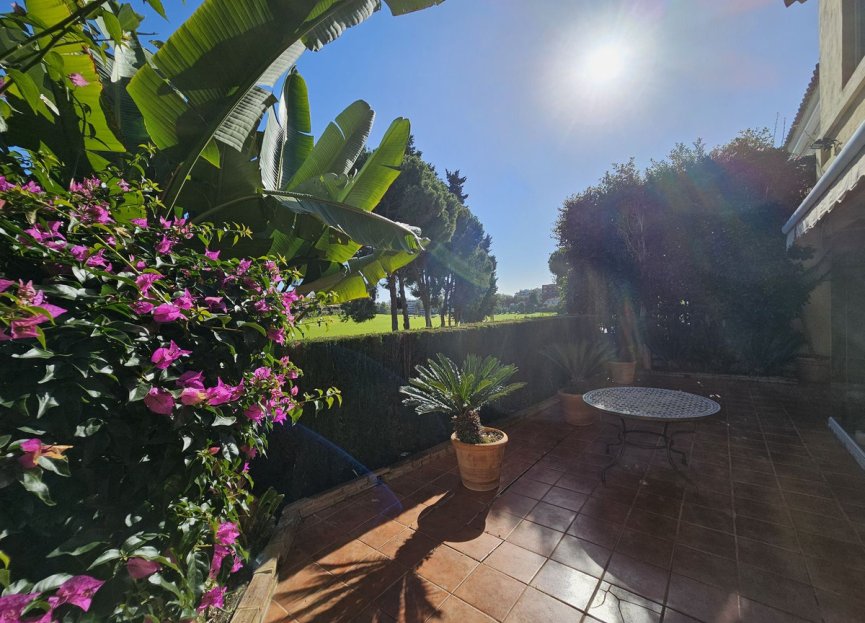 Resale - House - Semi-Detached House - Marbella - Guadalmina Alta