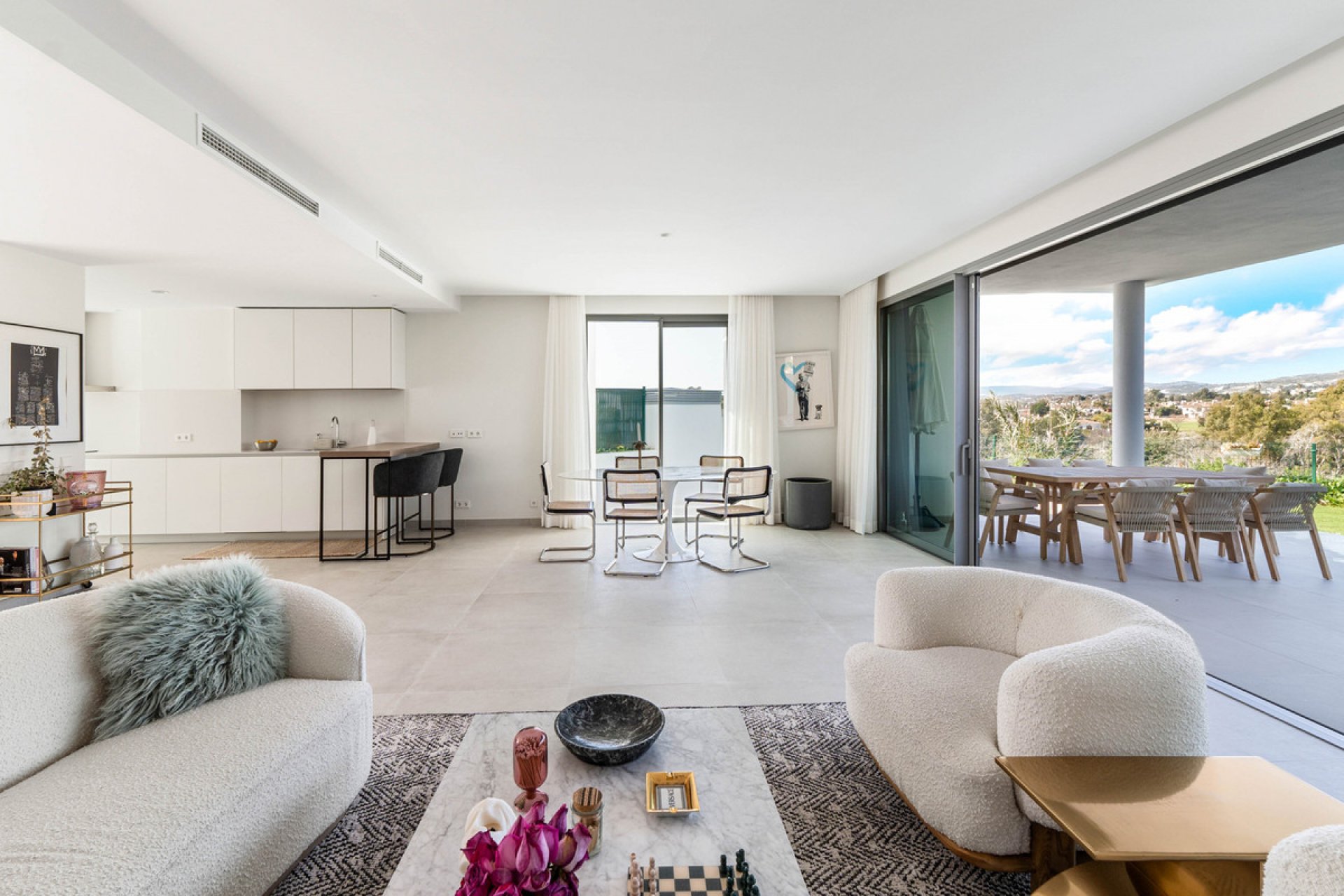 Resale - House - Semi-Detached House - Marbella - Guadalmina Alta