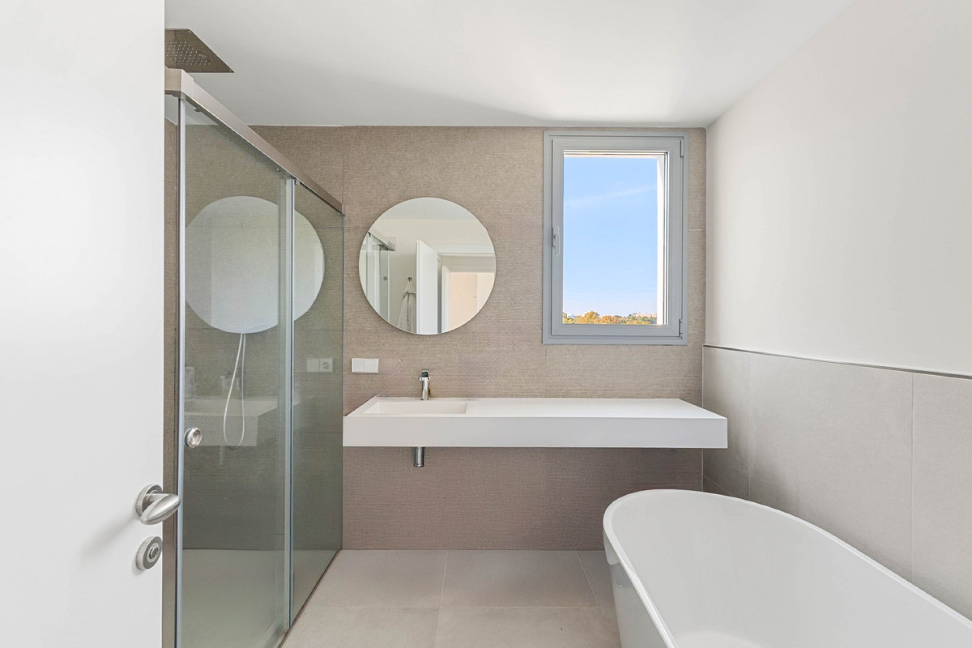 Resale - House - Semi-Detached House - Marbella - Guadalmina Alta