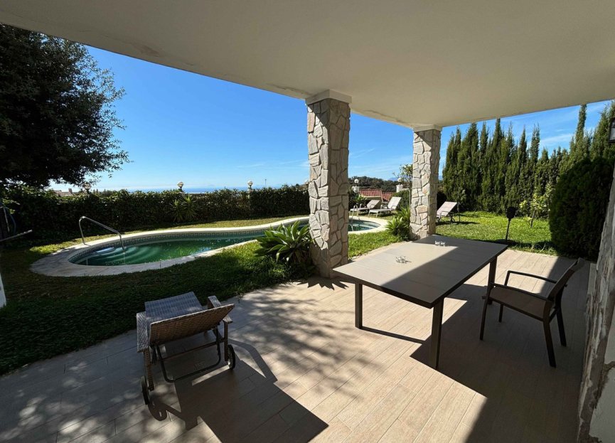 Resale - House - Semi-Detached House - Marbella - La Mairena