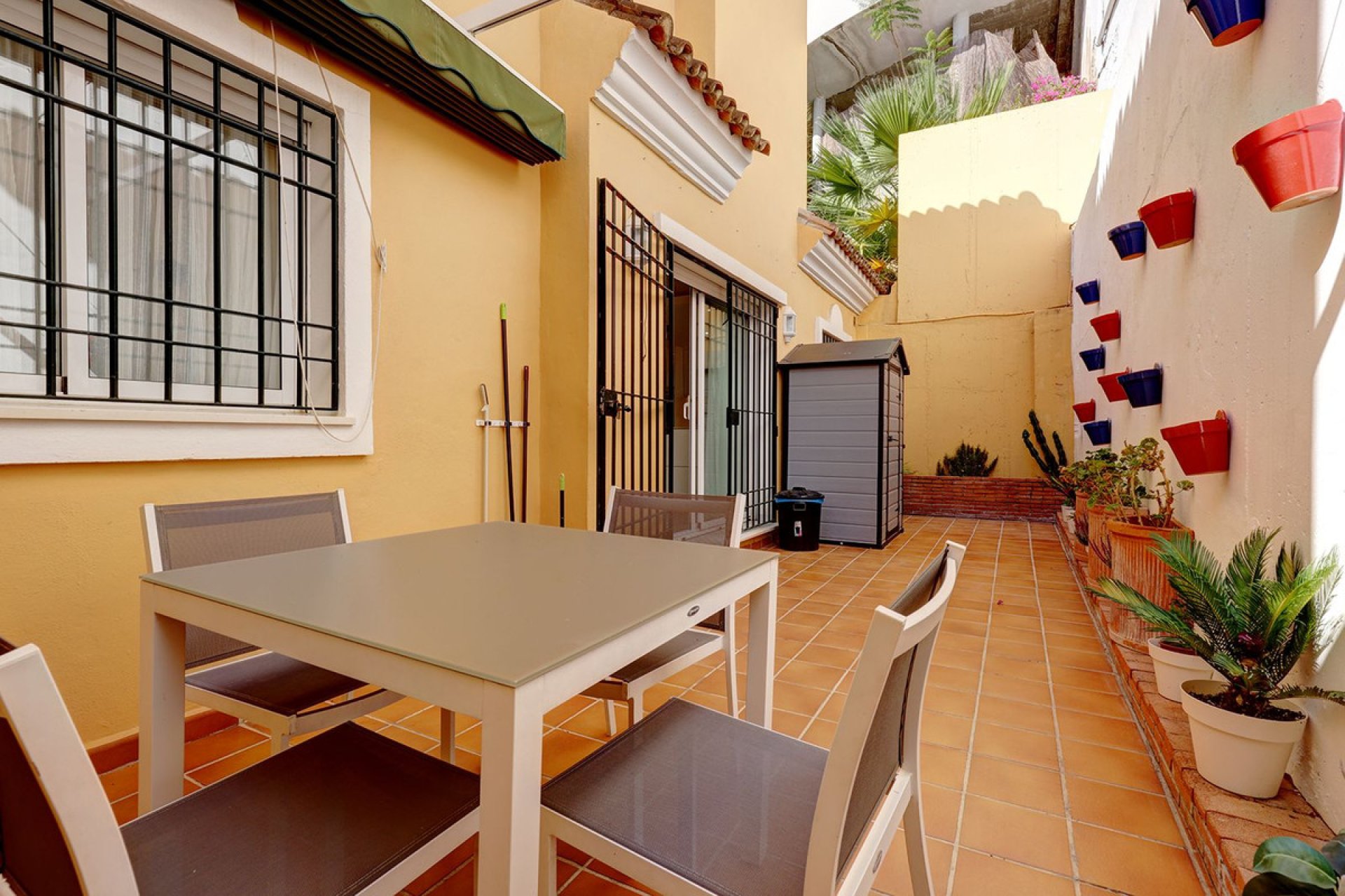 Resale - House - Semi-Detached House - Marbella - Las Brisas