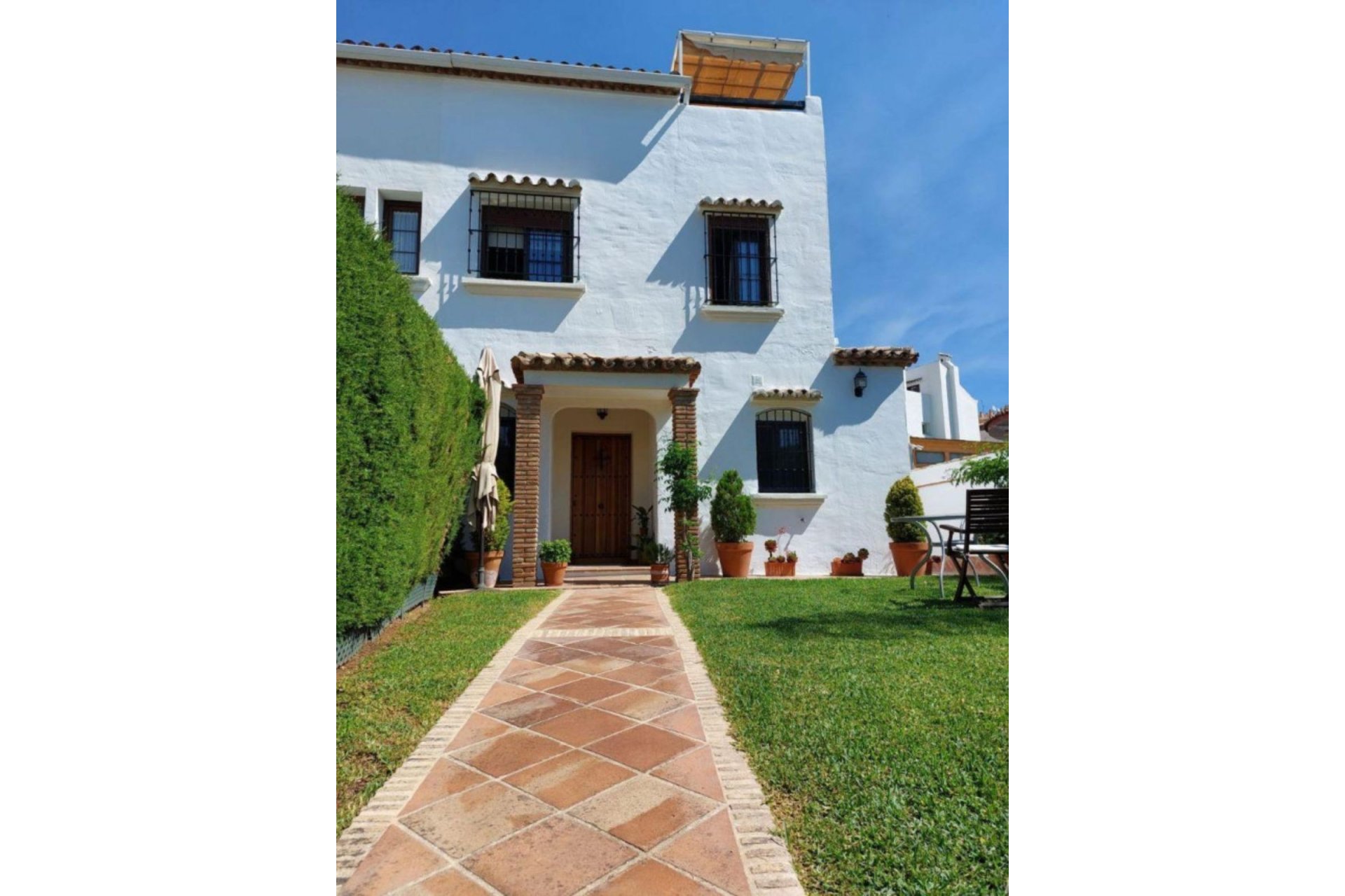 Resale - House - Semi-Detached House - Marbella - Marbella Centro