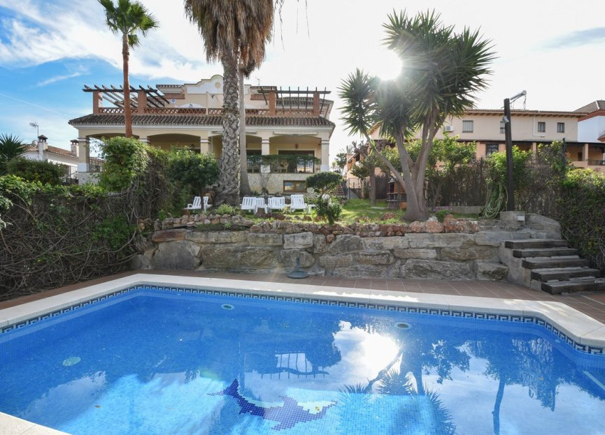 Resale - House - Semi-Detached House - Marbella - Marbella Centro