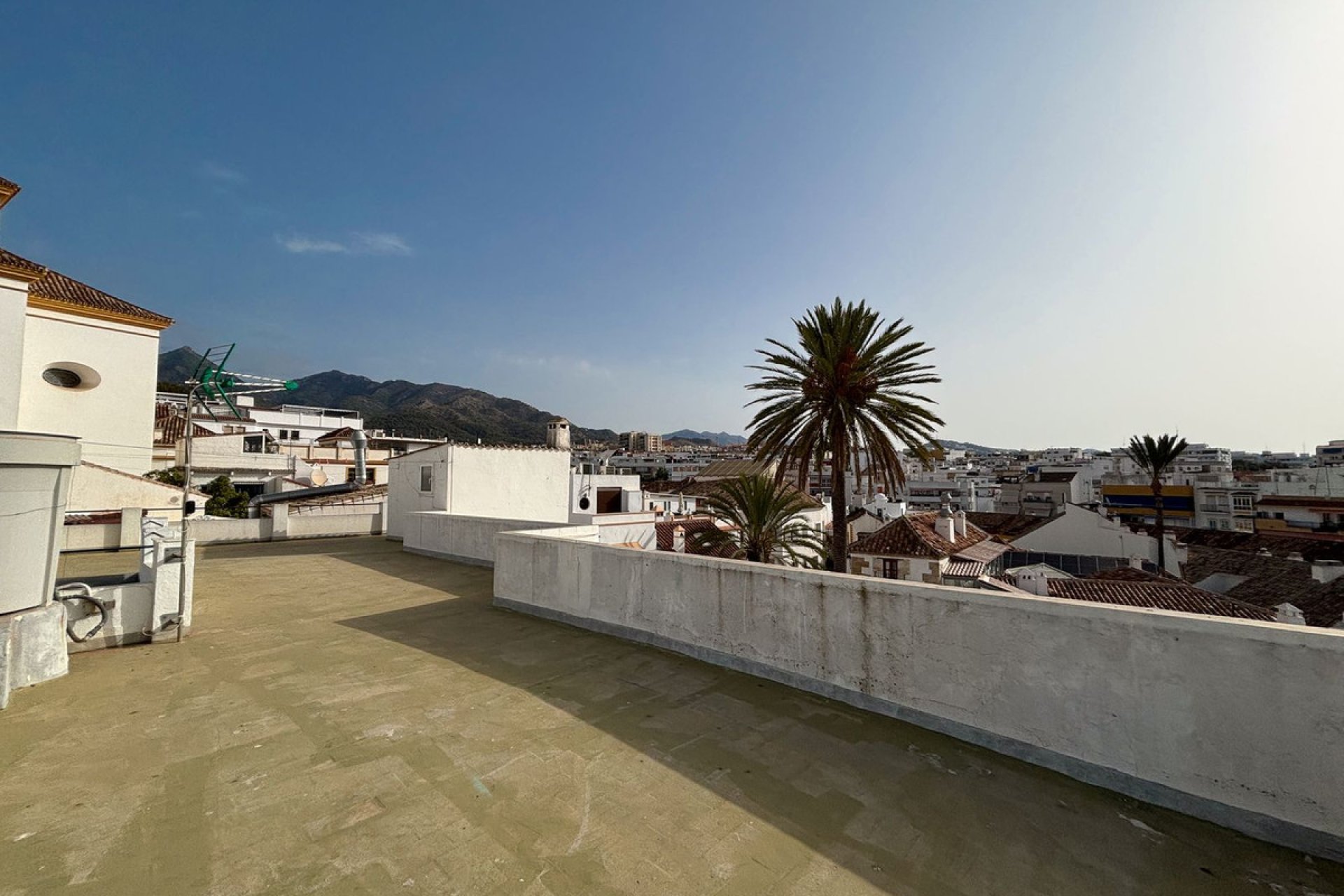 Resale - House - Semi-Detached House - Marbella - Marbella Centro