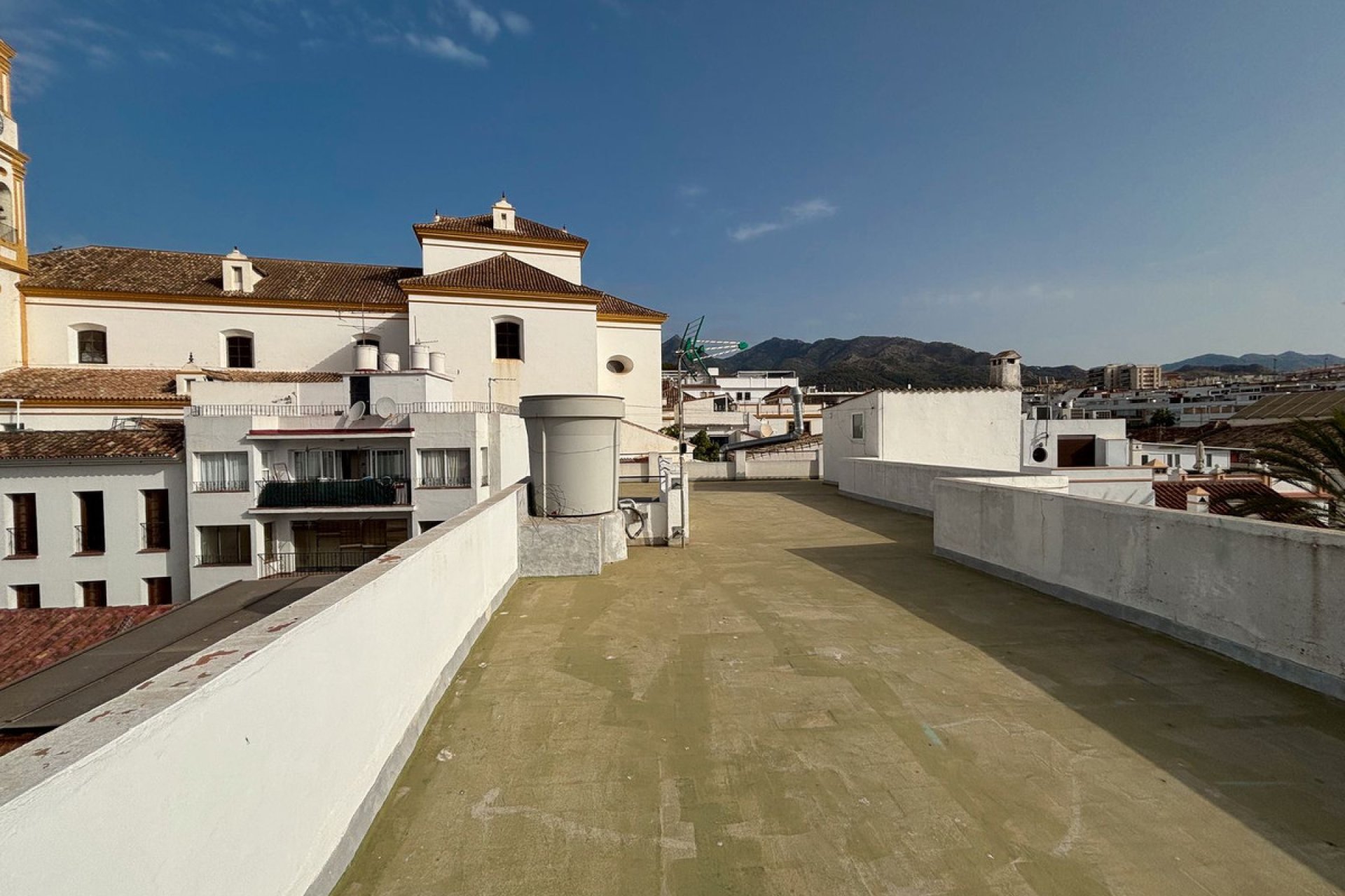 Resale - House - Semi-Detached House - Marbella - Marbella Centro