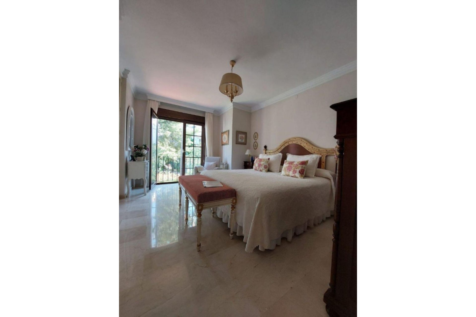 Resale - House - Semi-Detached House - Marbella - Marbella Centro