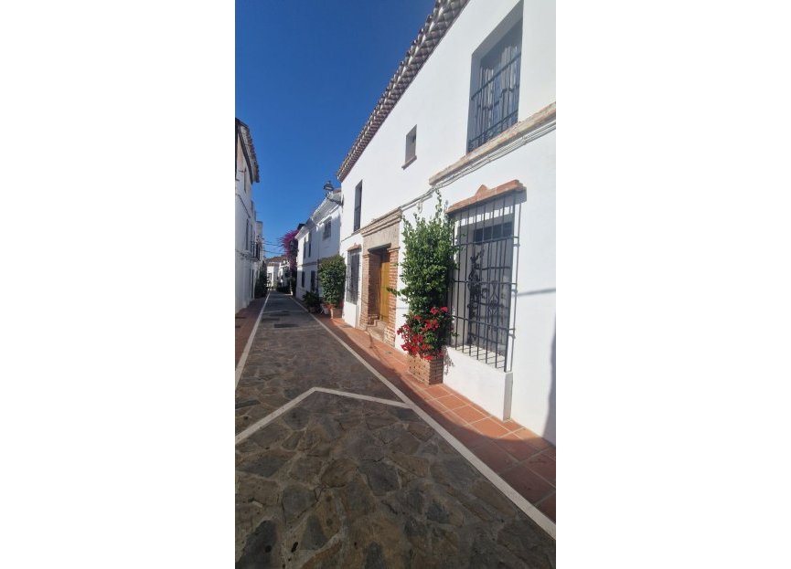 Resale - House - Semi-Detached House - Marbella - Marbella Centro