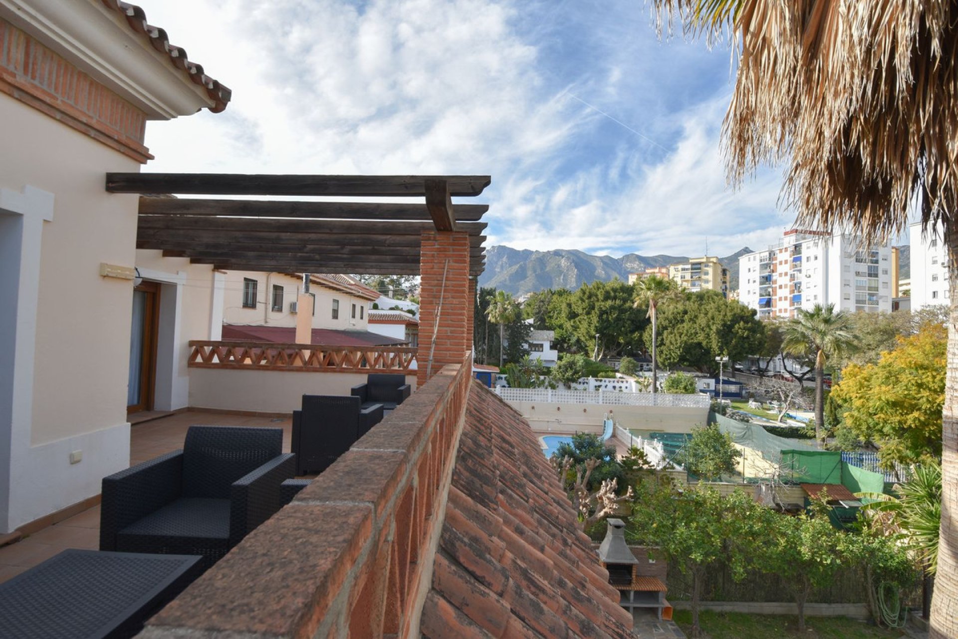 Resale - House - Semi-Detached House - Marbella - Marbella Centro